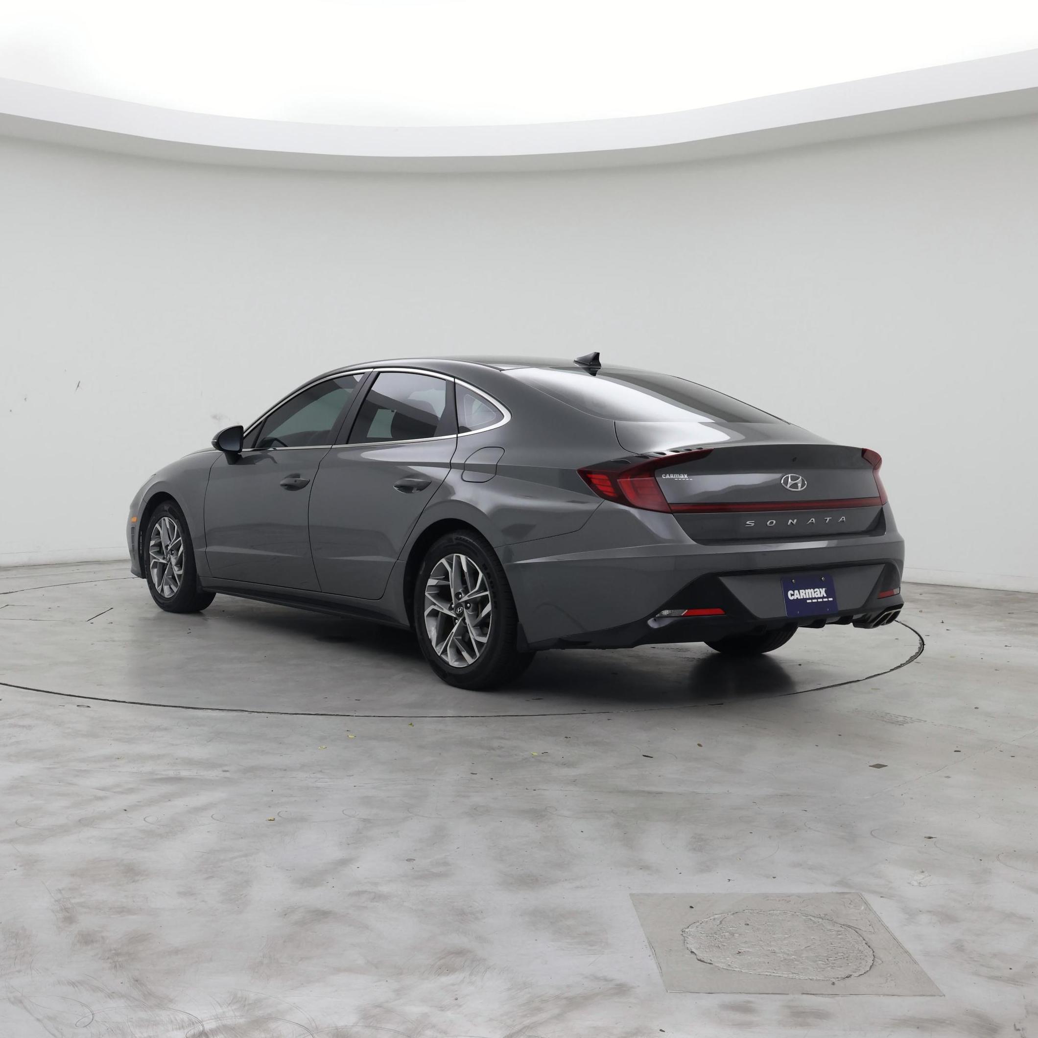 Thumbnail: 2023 Hyundai Sonata - 2