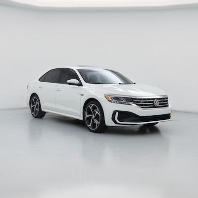 2022 Volkswagen Passat R-Line