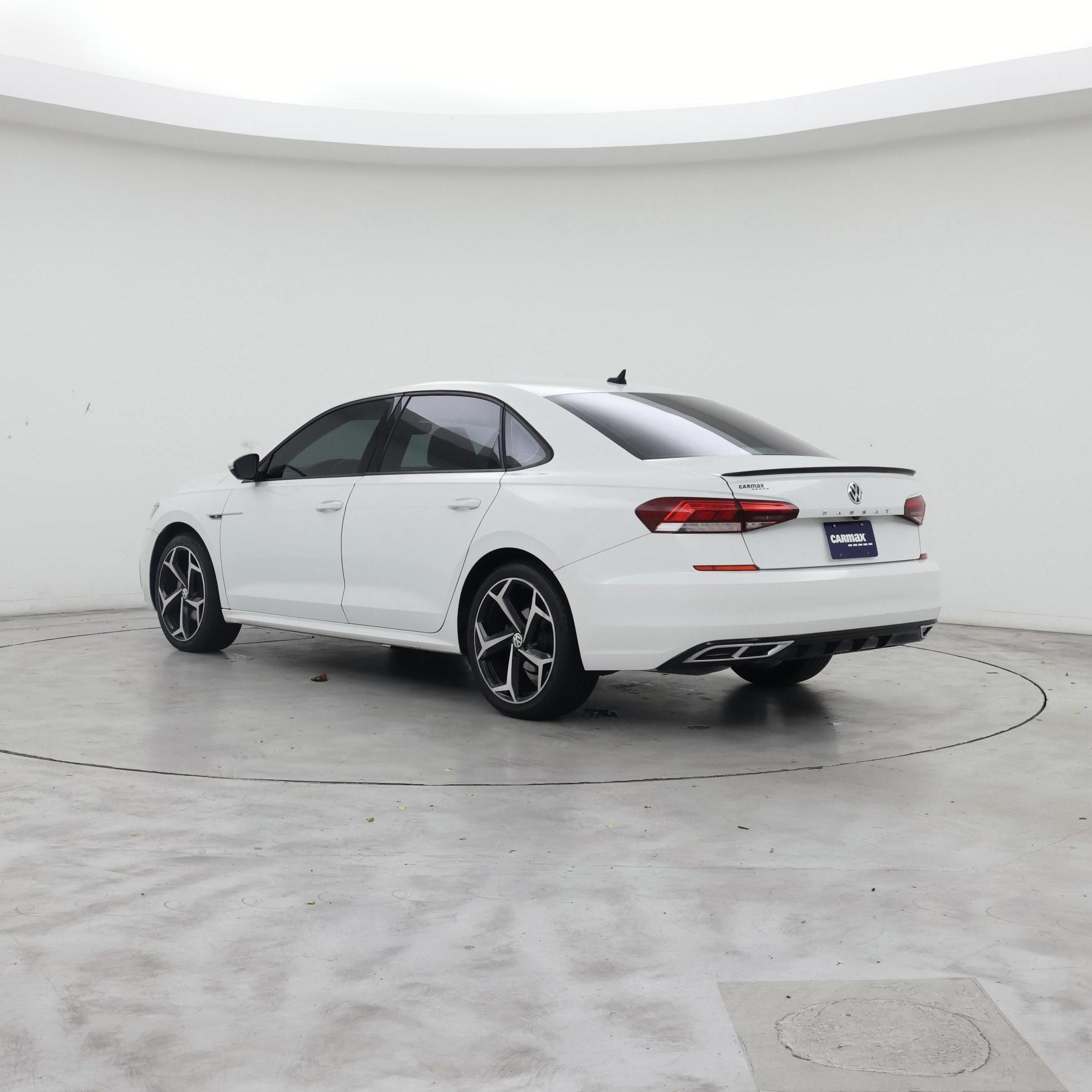 Thumbnail: 2022 Volkswagen Passat - 2