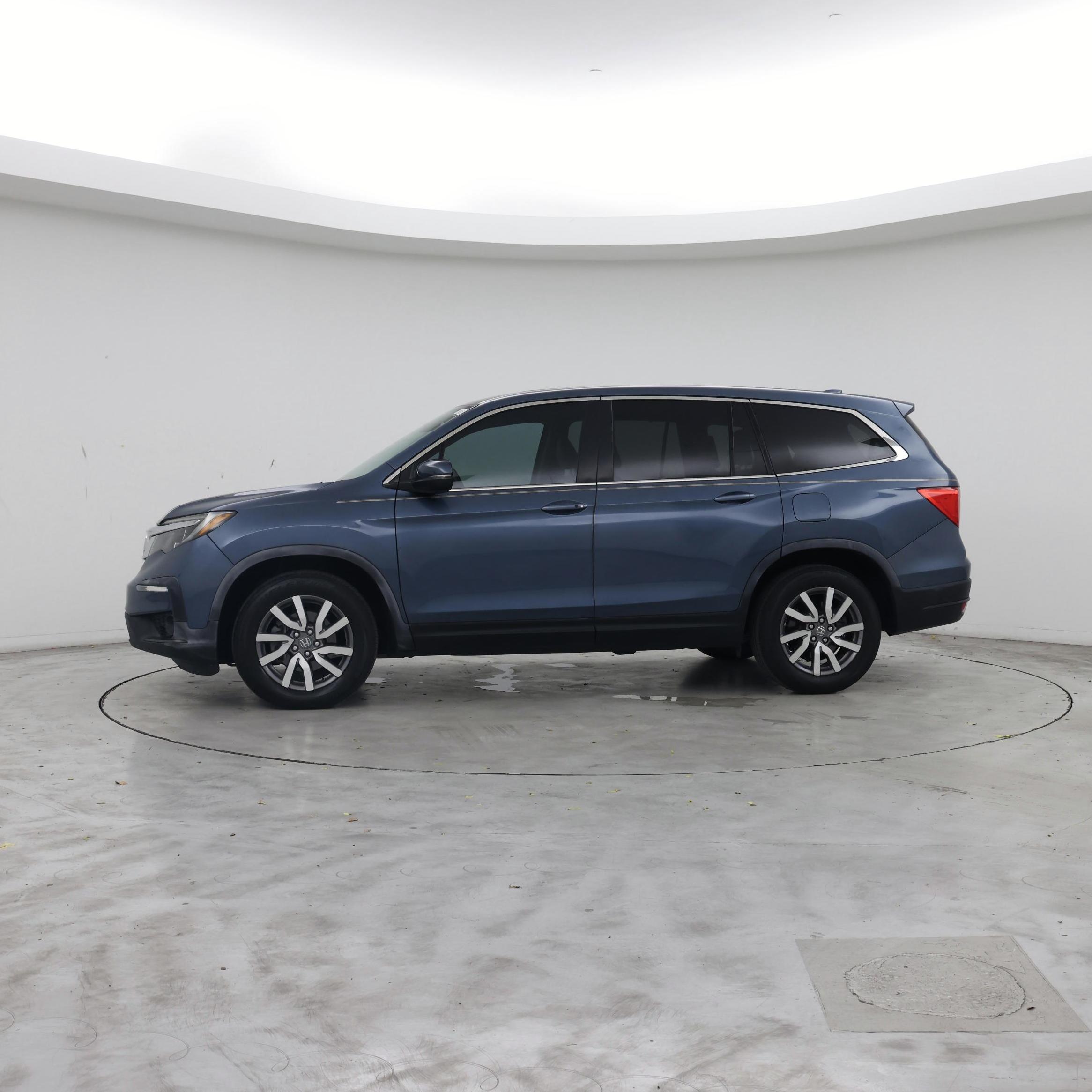 Thumbnail: 2019 Honda Pilot - 3