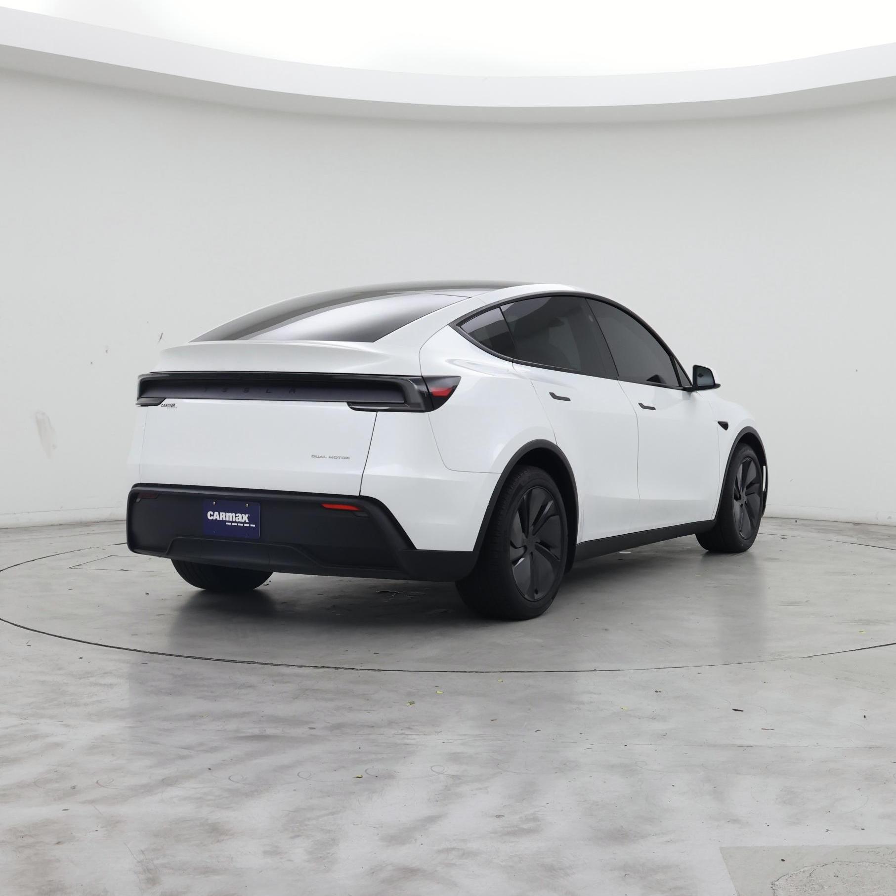 Thumbnail: 2026 Tesla Model Y - 8