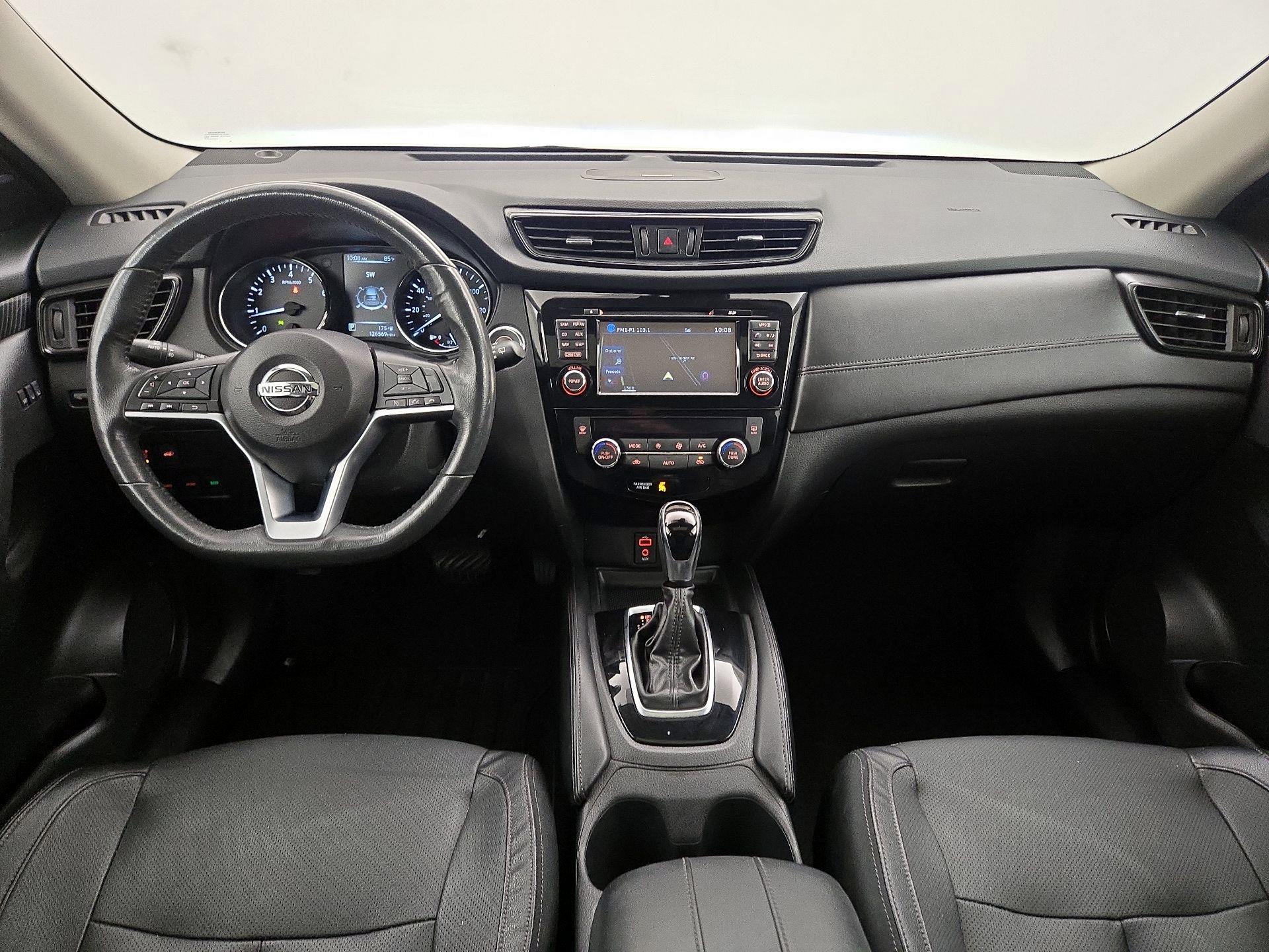 Thumbnail: 2017 Nissan Rogue - 9