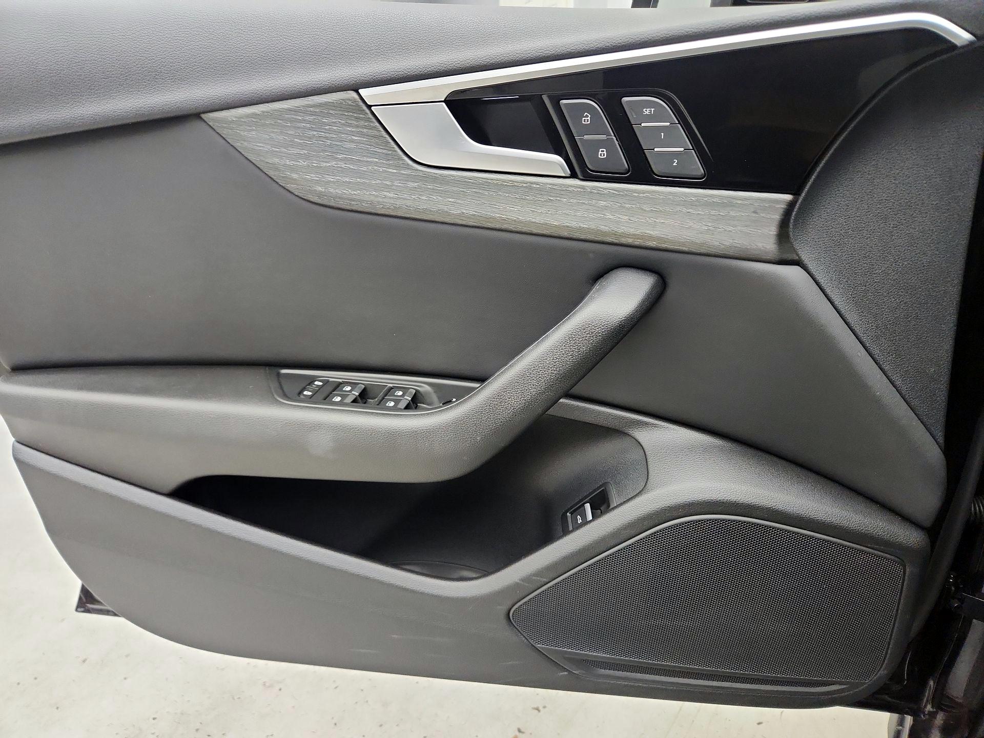 Thumbnail: 2020 Audi A4 - 12