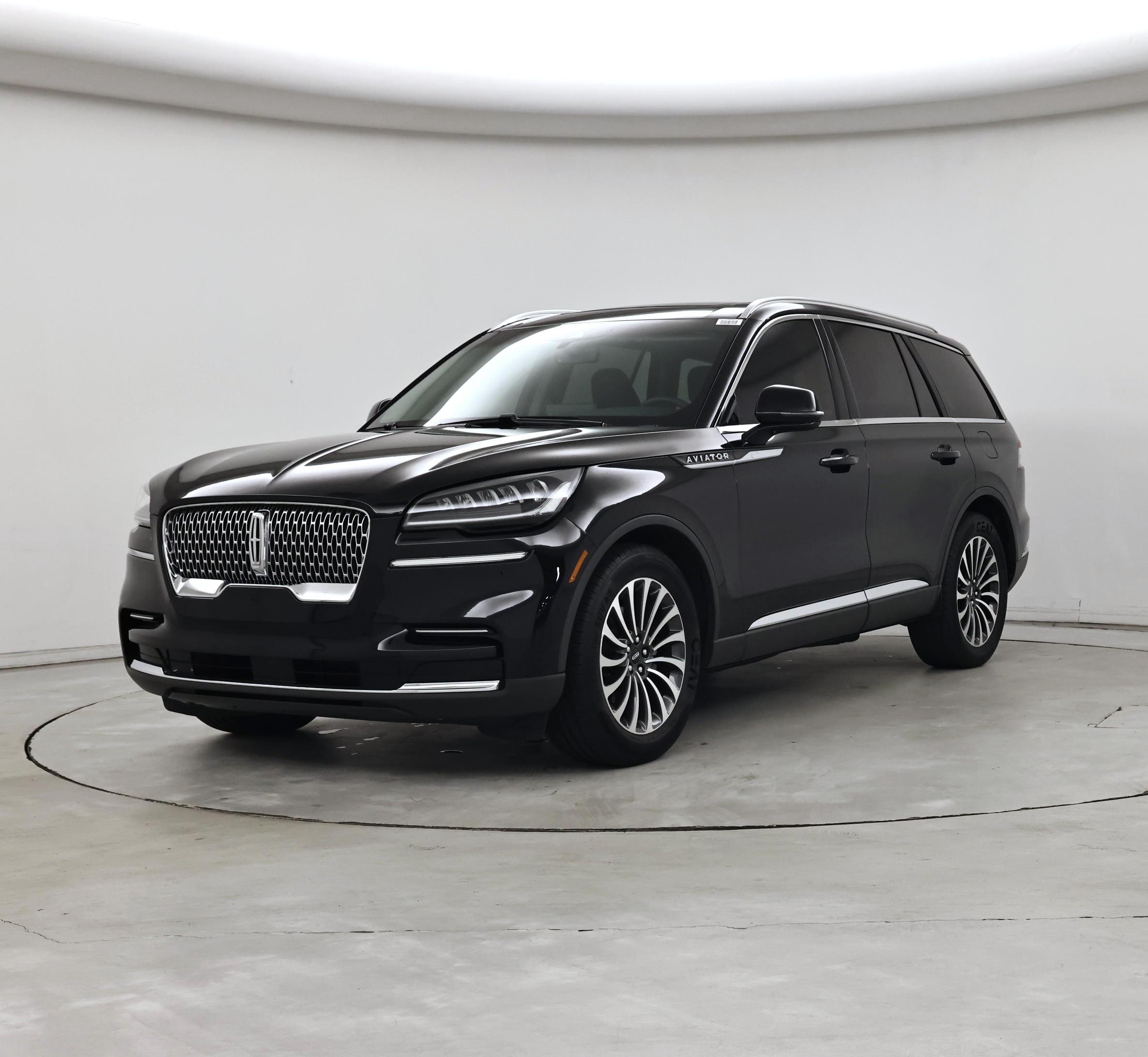 Thumbnail: 2023 Lincoln Aviator - 4