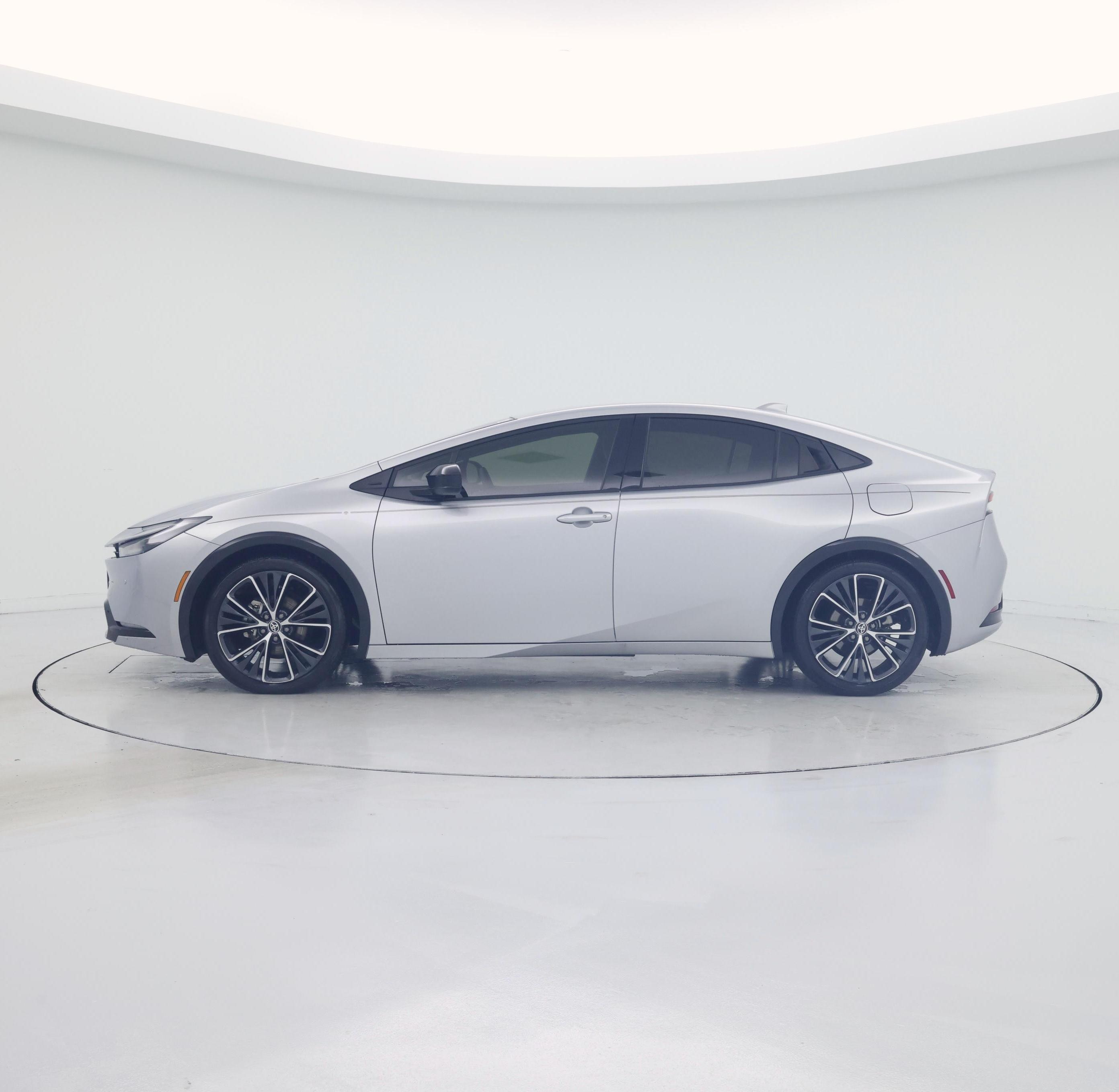 Thumbnail: 2023 Toyota Prius - 3