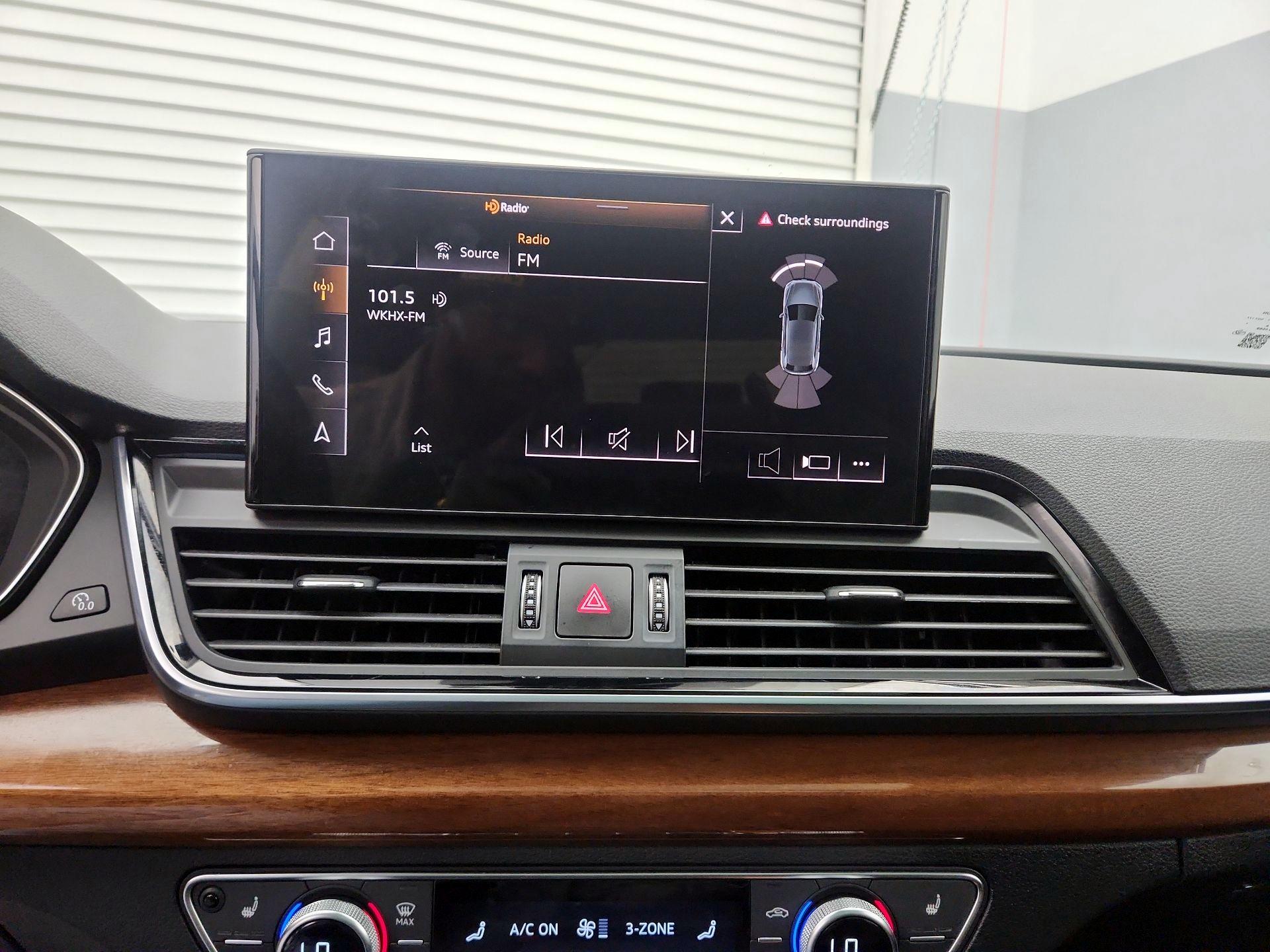 Thumbnail: 2023 Audi Q5 - 16