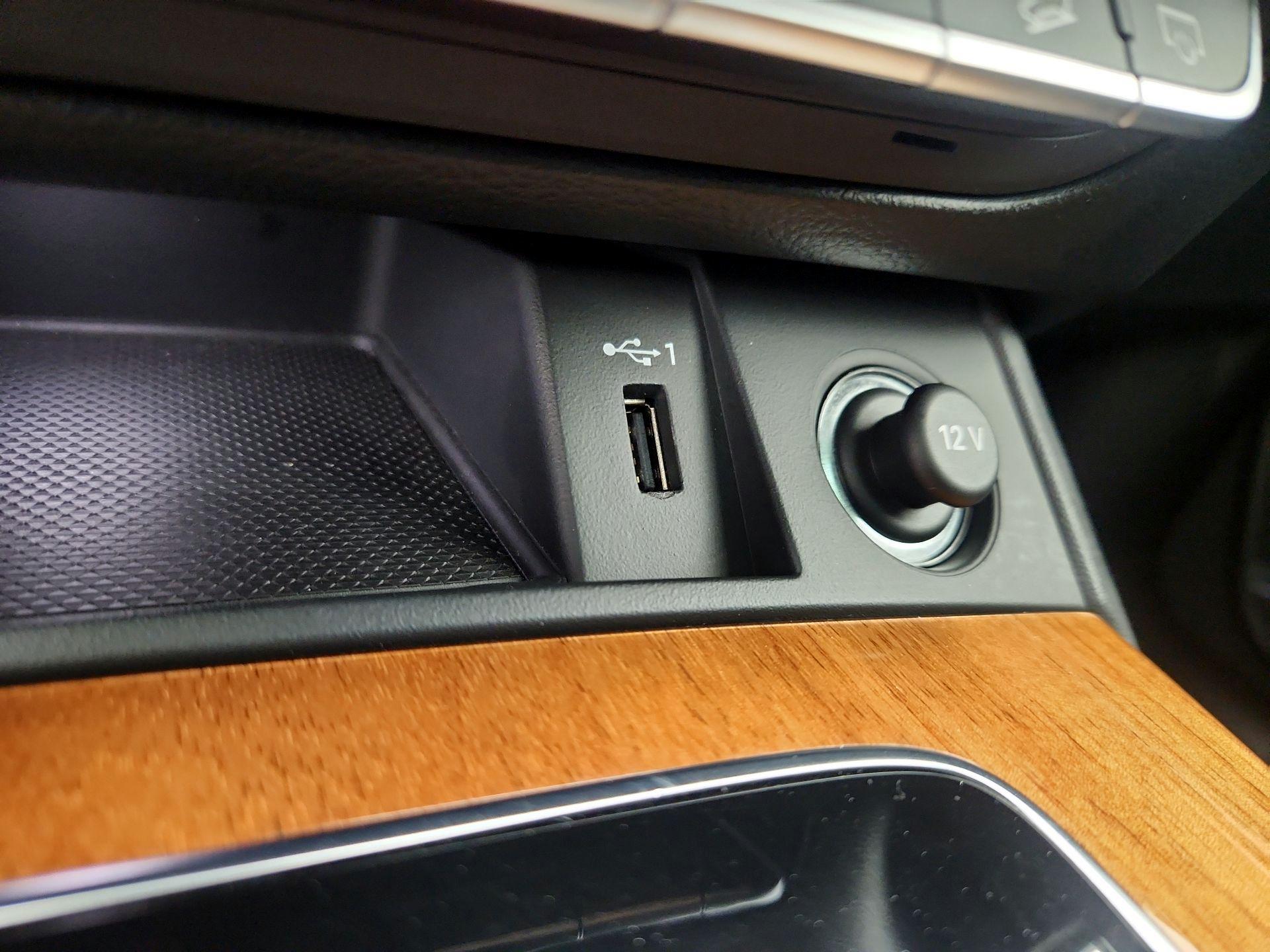 Thumbnail: 2023 Audi Q5 - 19