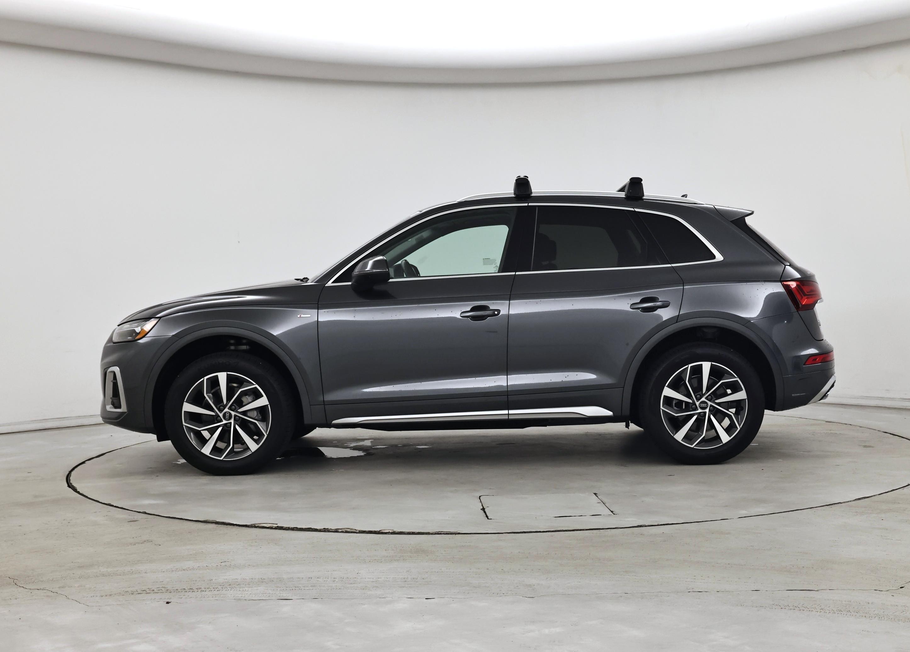 Thumbnail: 2023 Audi Q5 - 3