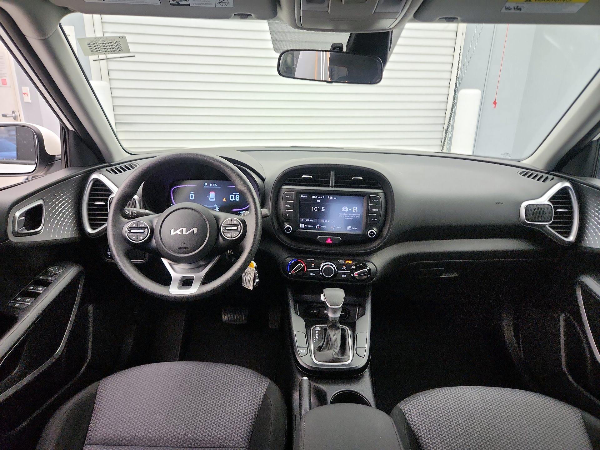 Thumbnail: 2023 Kia Soul - 9