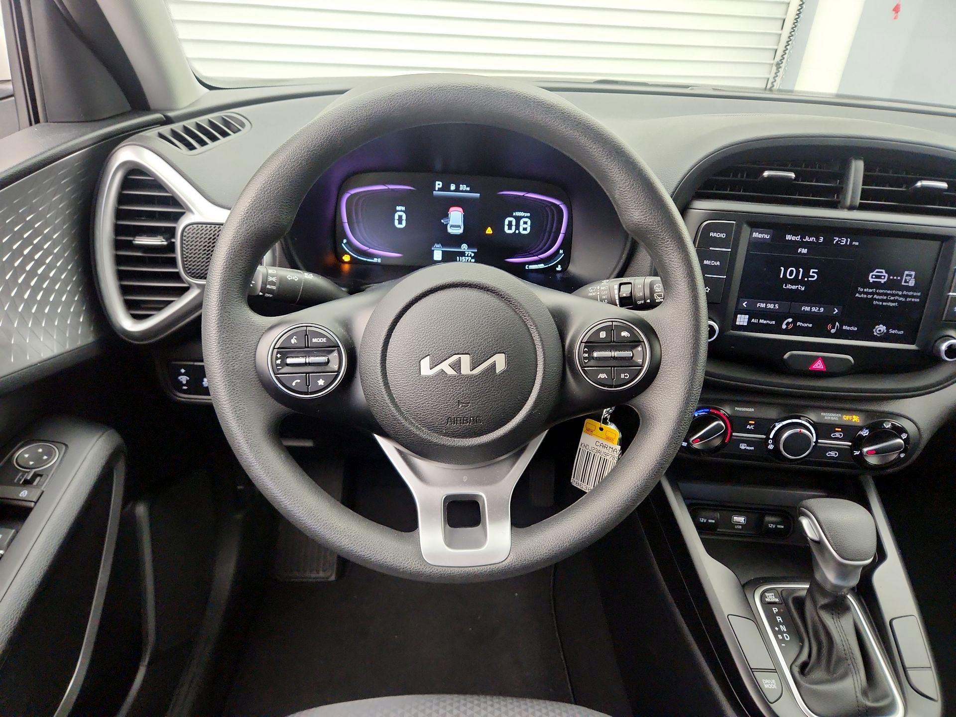Thumbnail: 2023 Kia Soul - 10