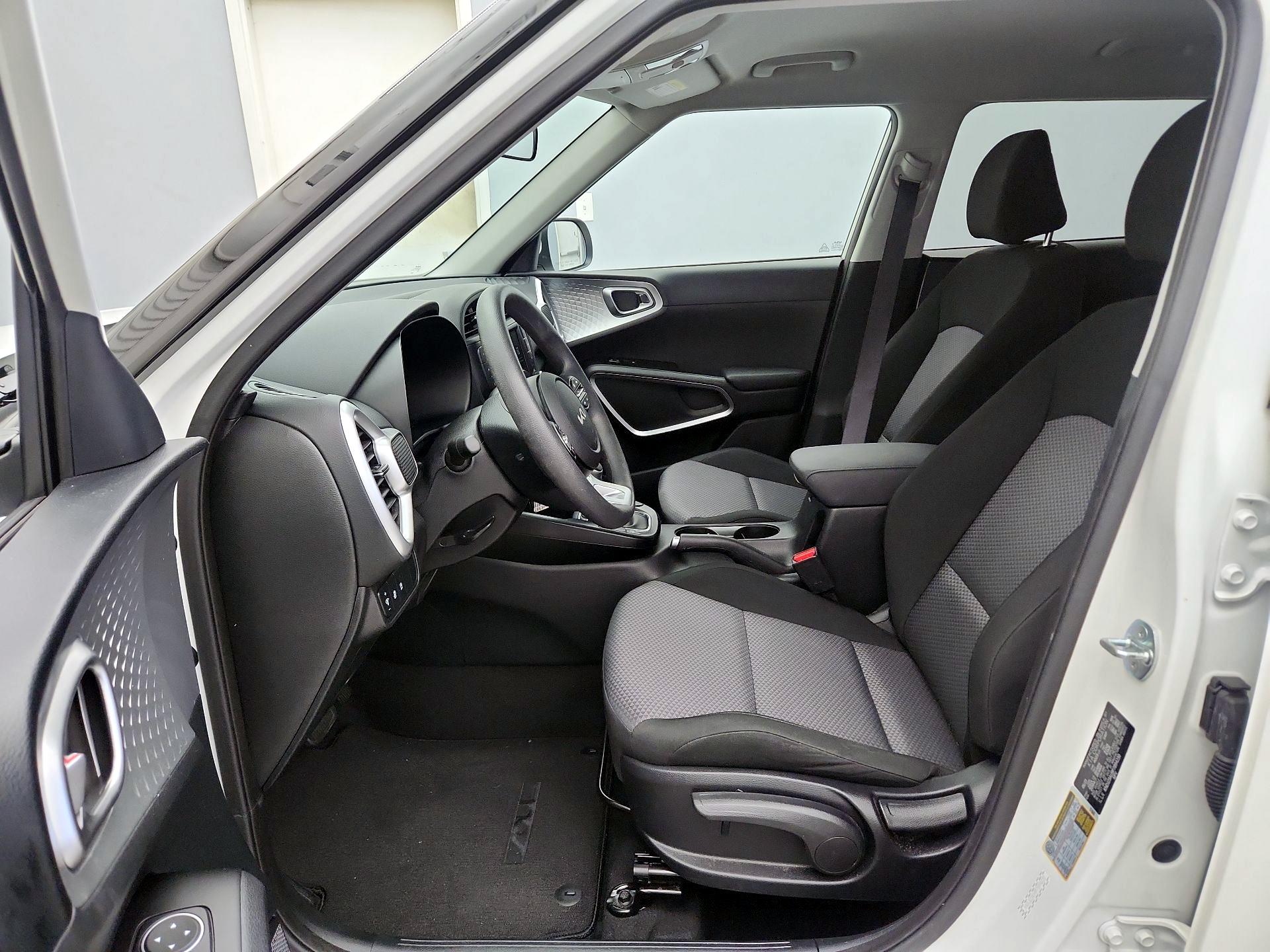 Thumbnail: 2023 Kia Soul - 11