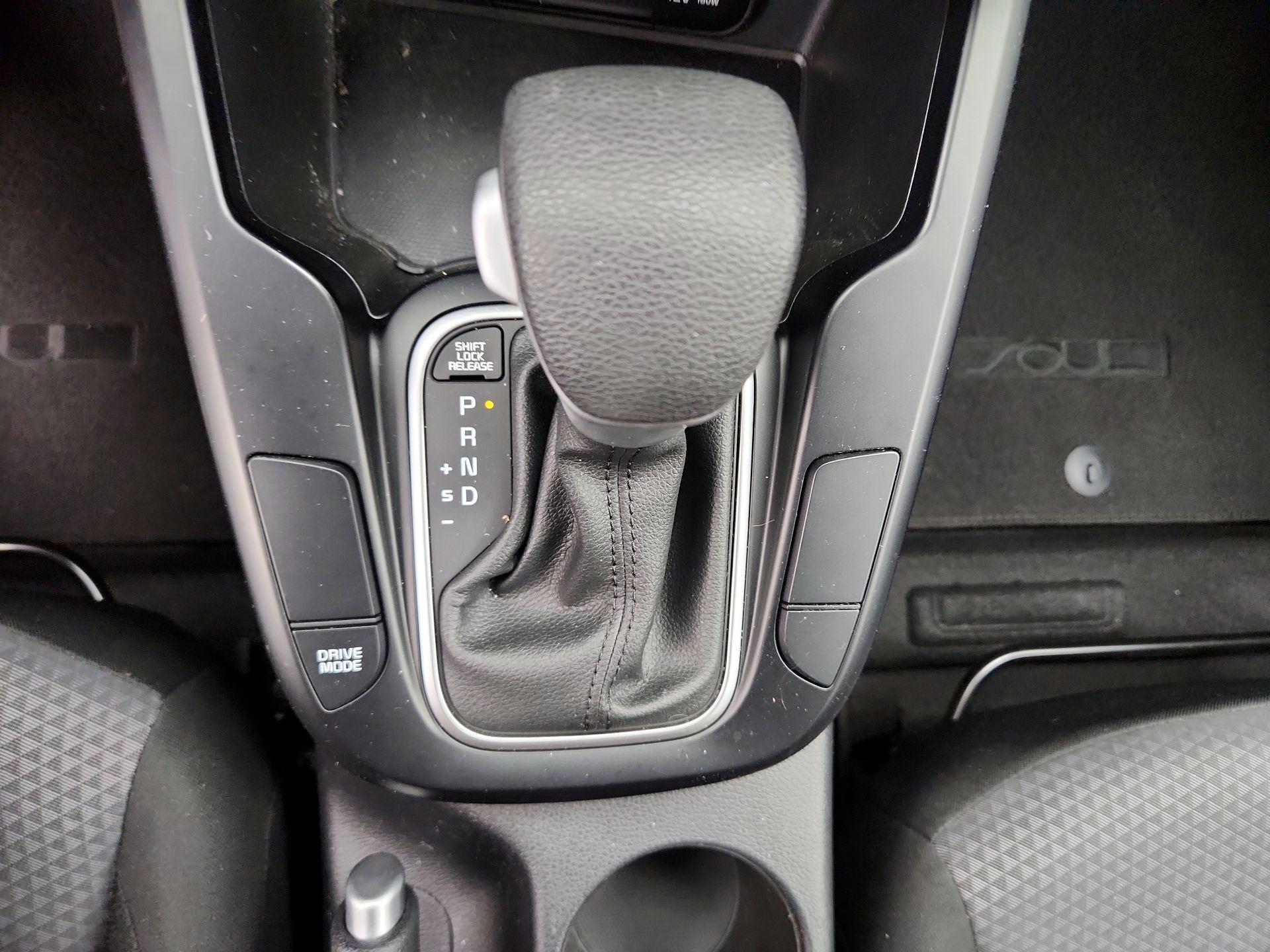 Thumbnail: 2023 Kia Soul - 17