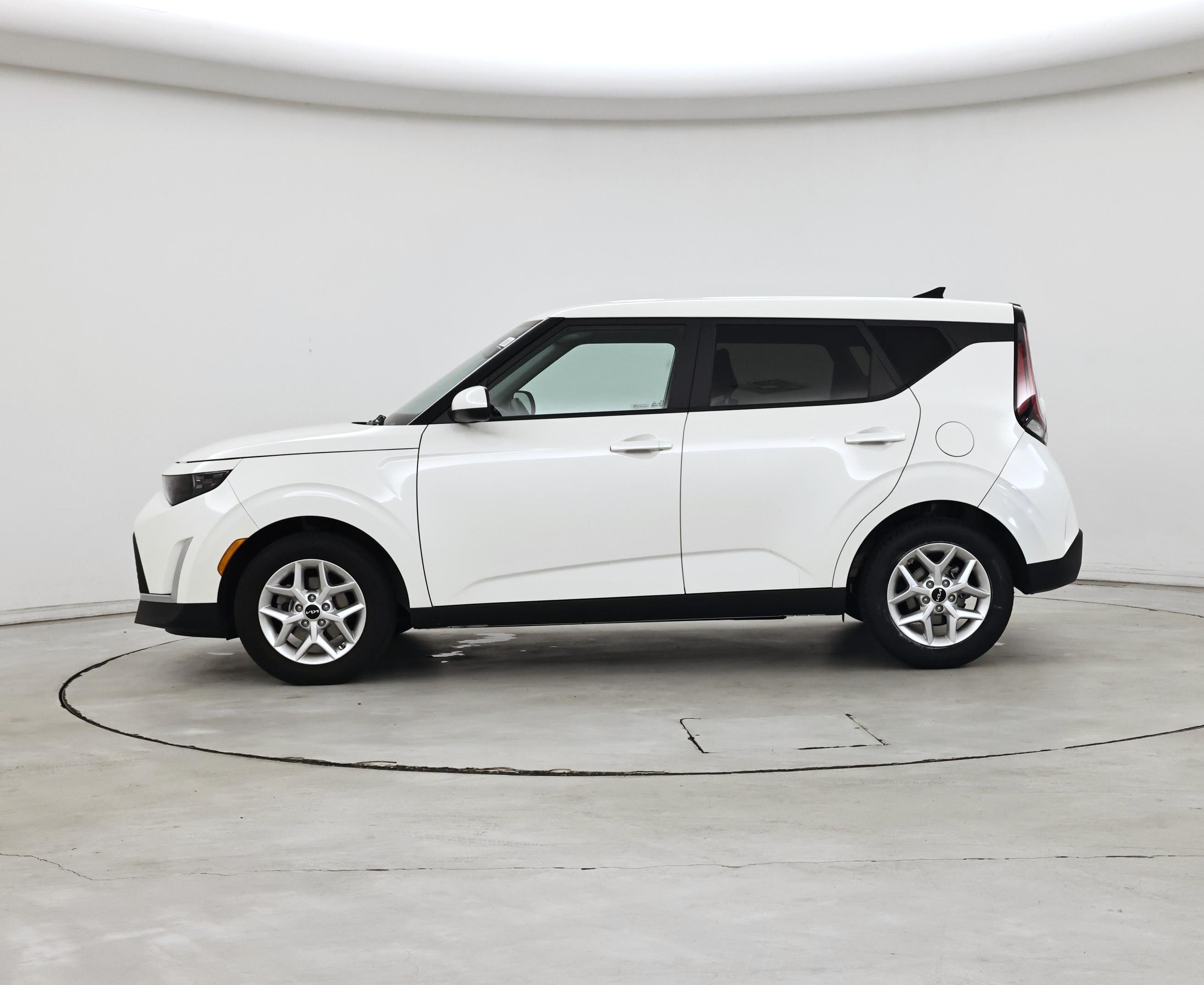 Thumbnail: 2023 Kia Soul - 3