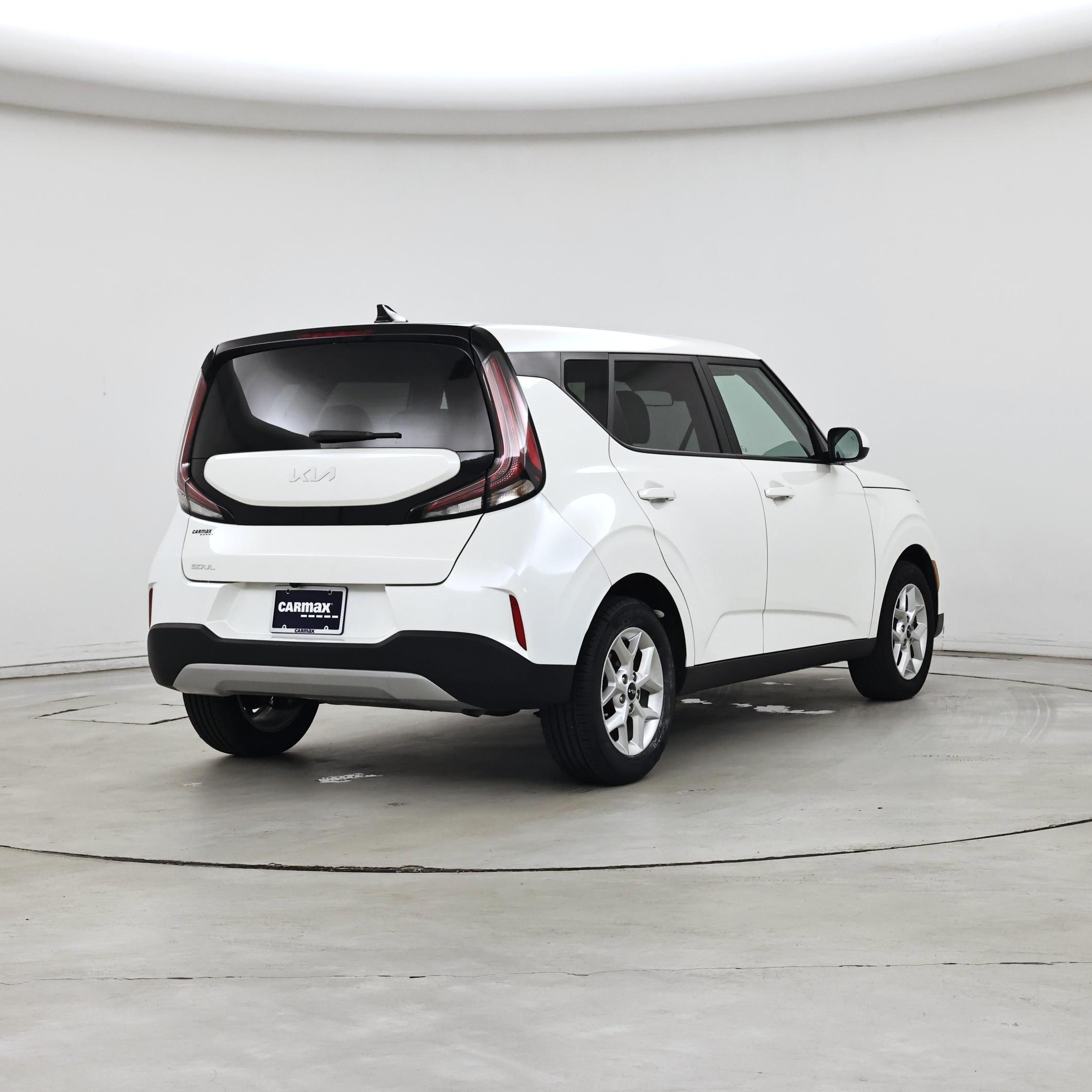 Thumbnail: 2023 Kia Soul - 8