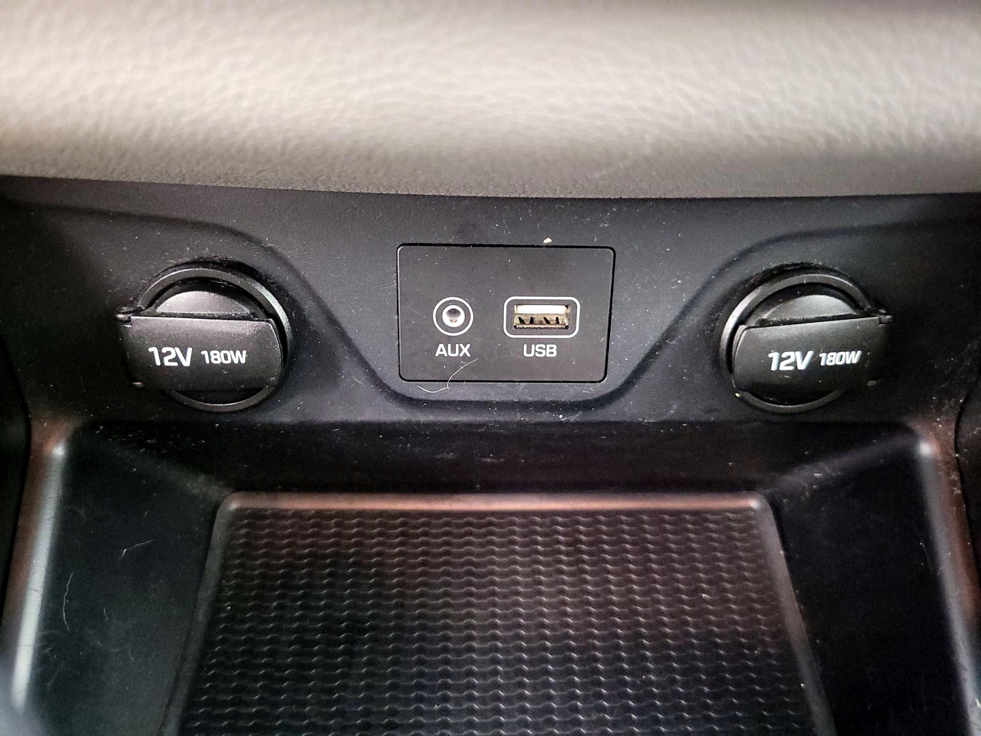 Thumbnail: 2020 Hyundai Tucson - 18