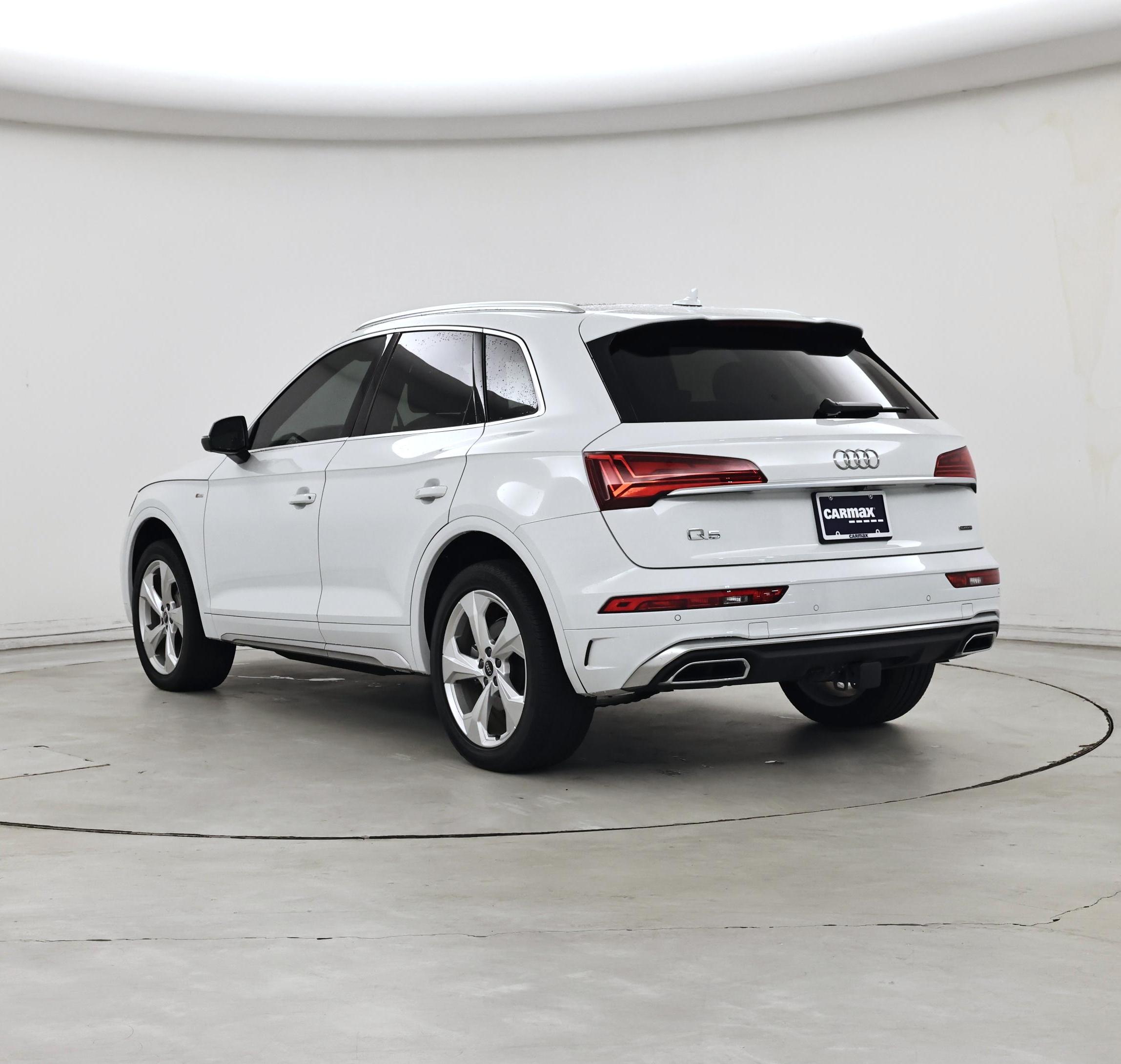 Thumbnail: 2023 Audi Q5 - 2