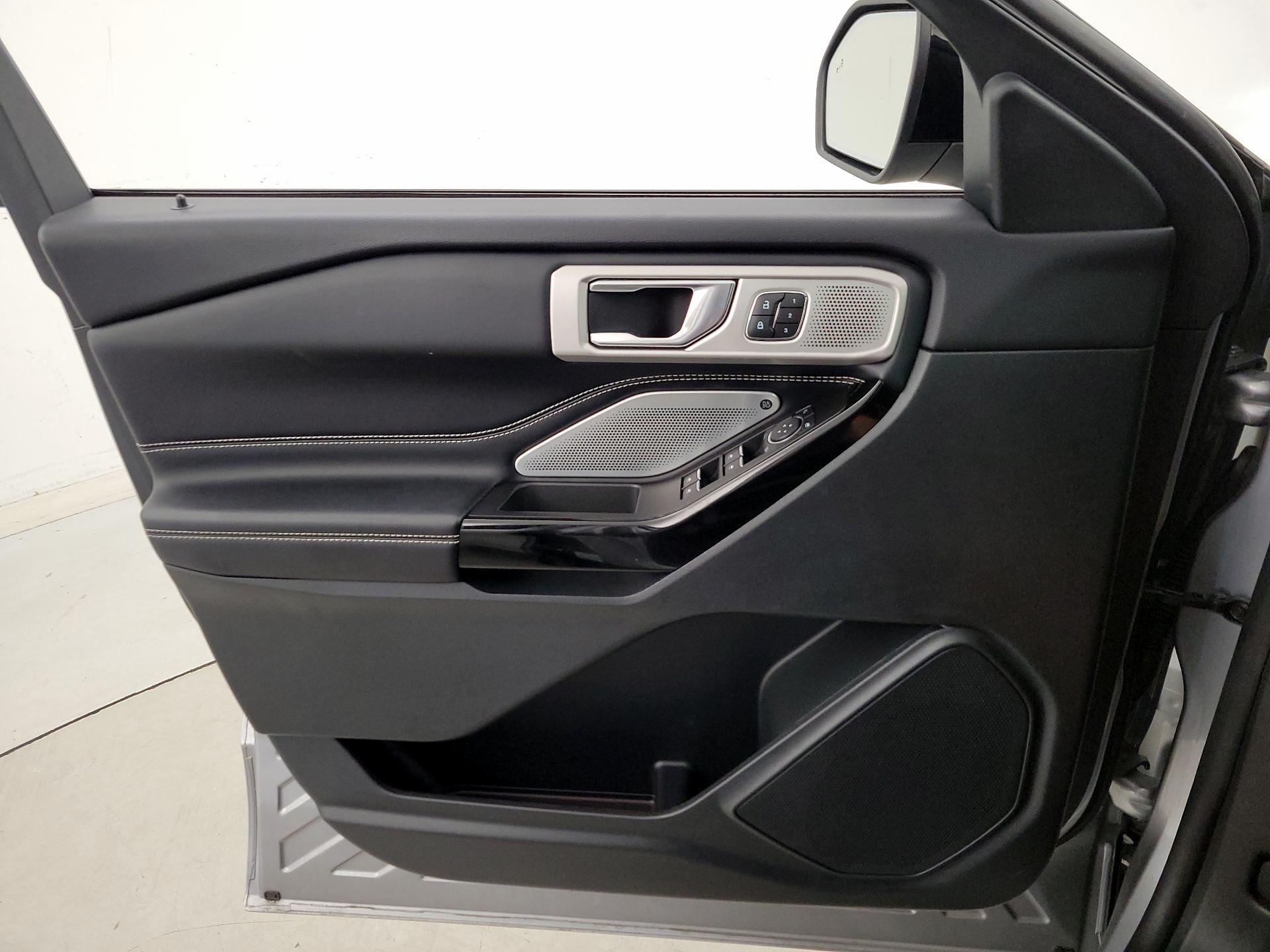 Thumbnail: 2021 Ford Explorer - 12