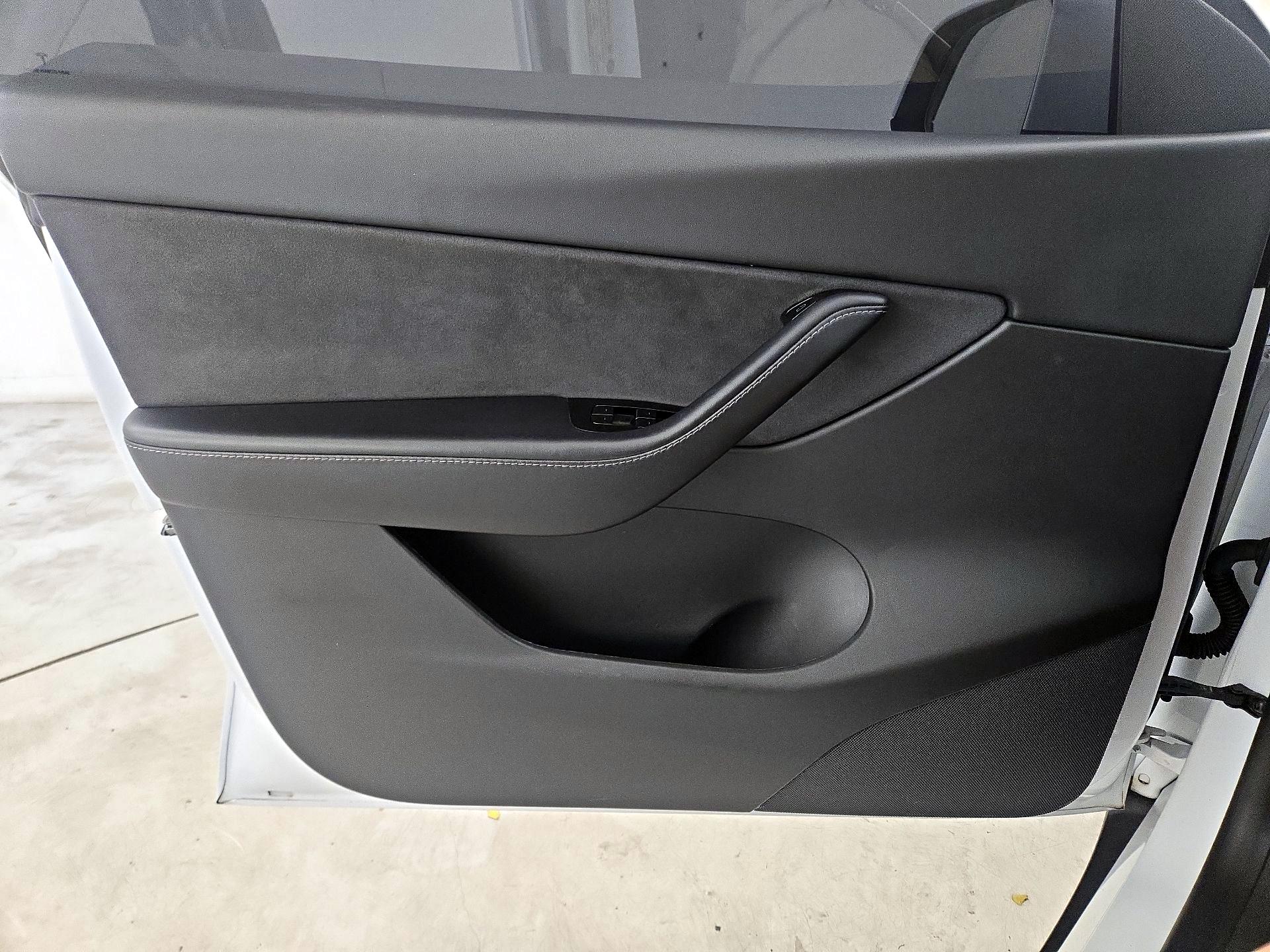 Thumbnail: 2021 Tesla Model Y - 12