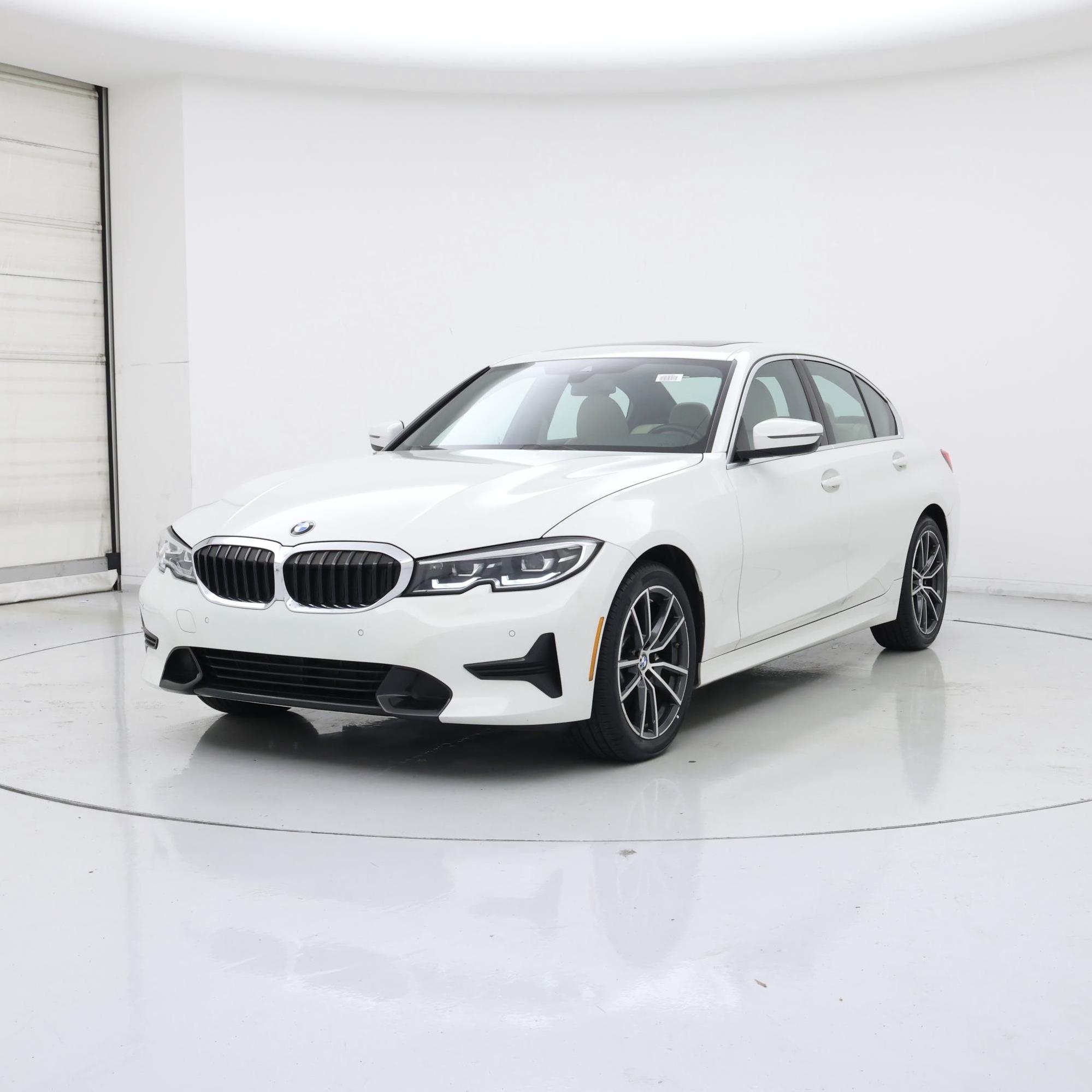 Thumbnail: 2020 BMW 3 Series - 4