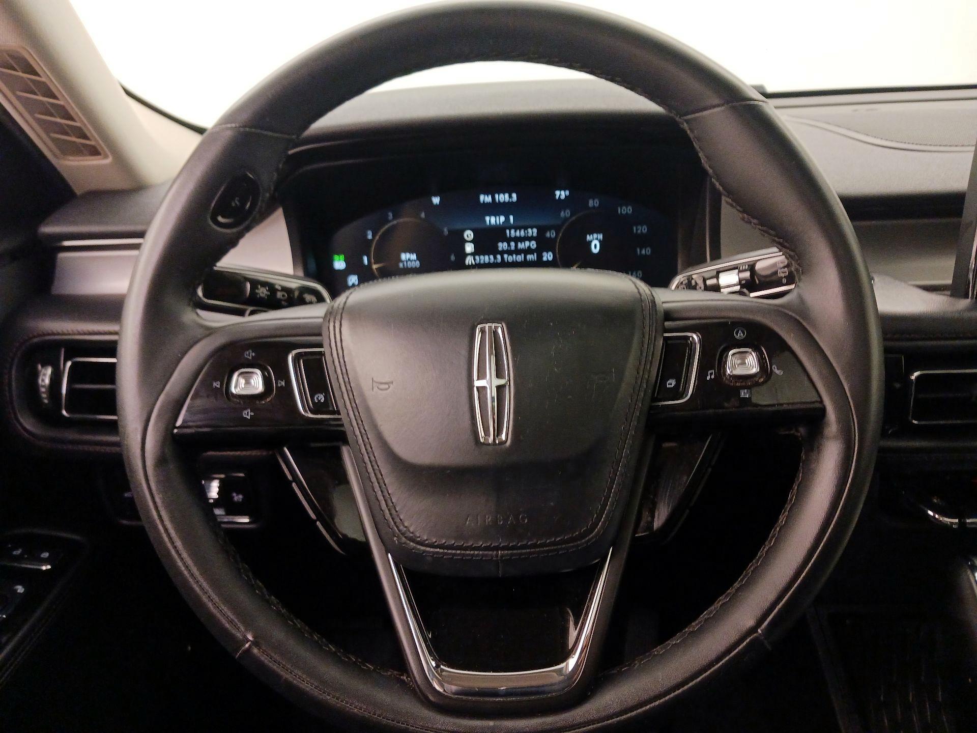 Thumbnail: 2023 Lincoln Aviator - 10