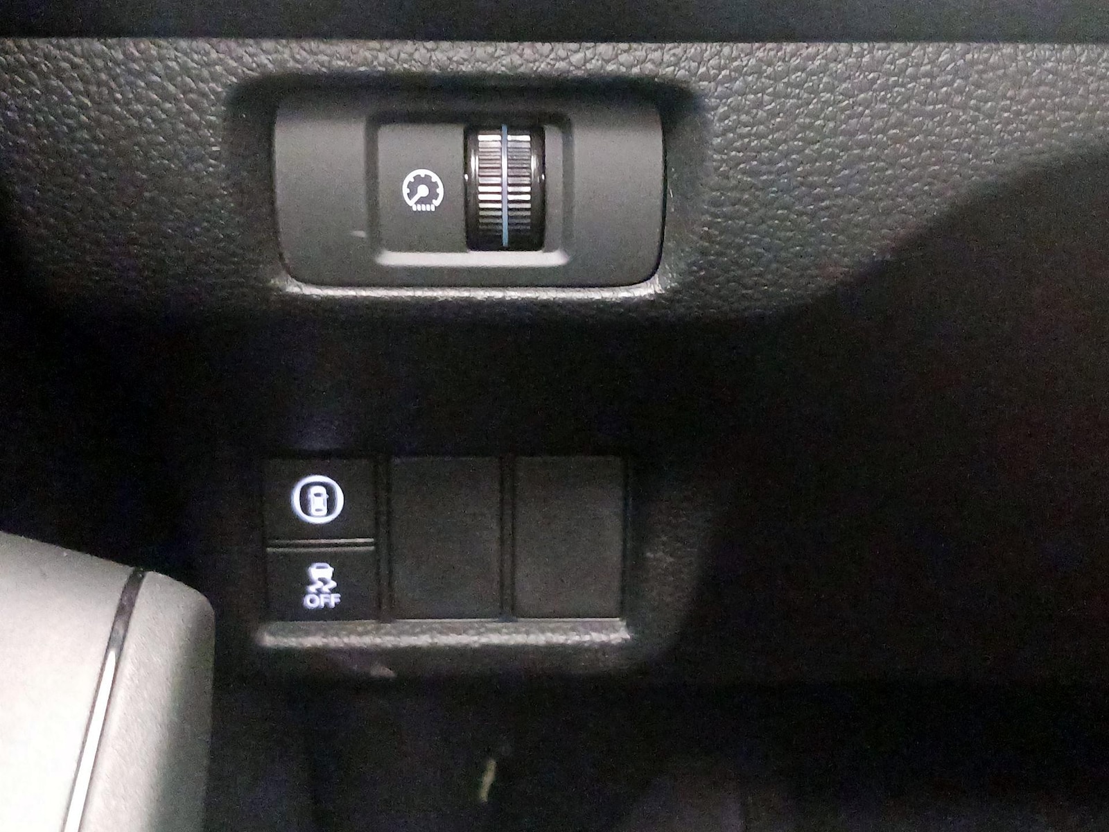 2023 Honda Civic LX - Photo 14