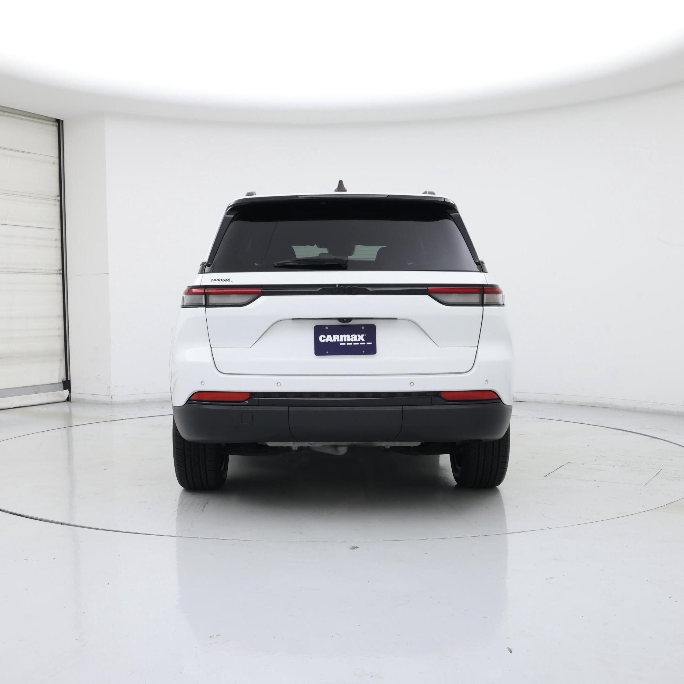 Thumbnail: 2023 Jeep Grand Cherokee - 6