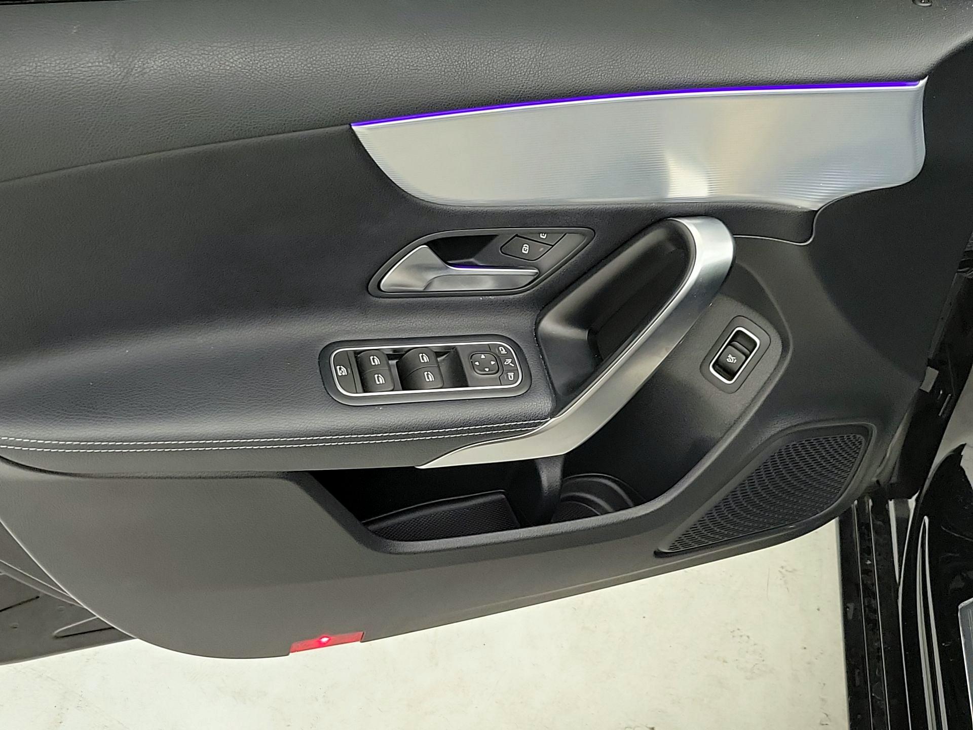 Thumbnail: 2022 Mercedes-Benz A-Class - 12