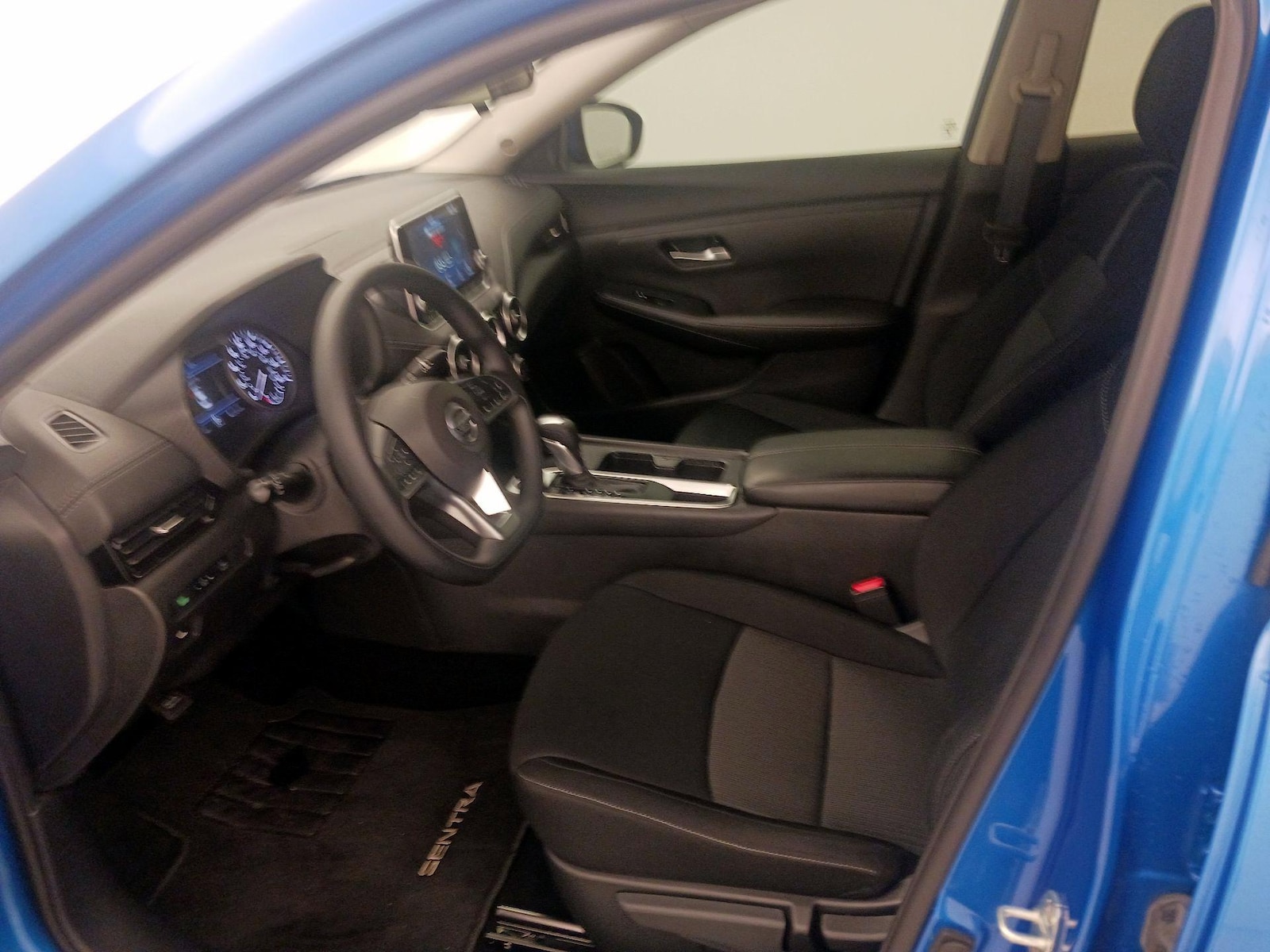 2023 Nissan Sentra SV - Photo 12