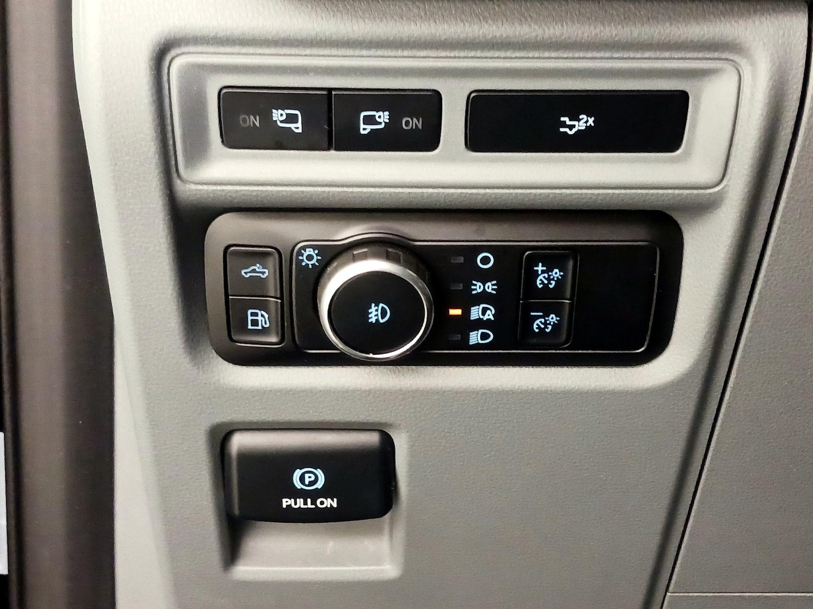 2024 Ford F-150 XLT - Photo 14