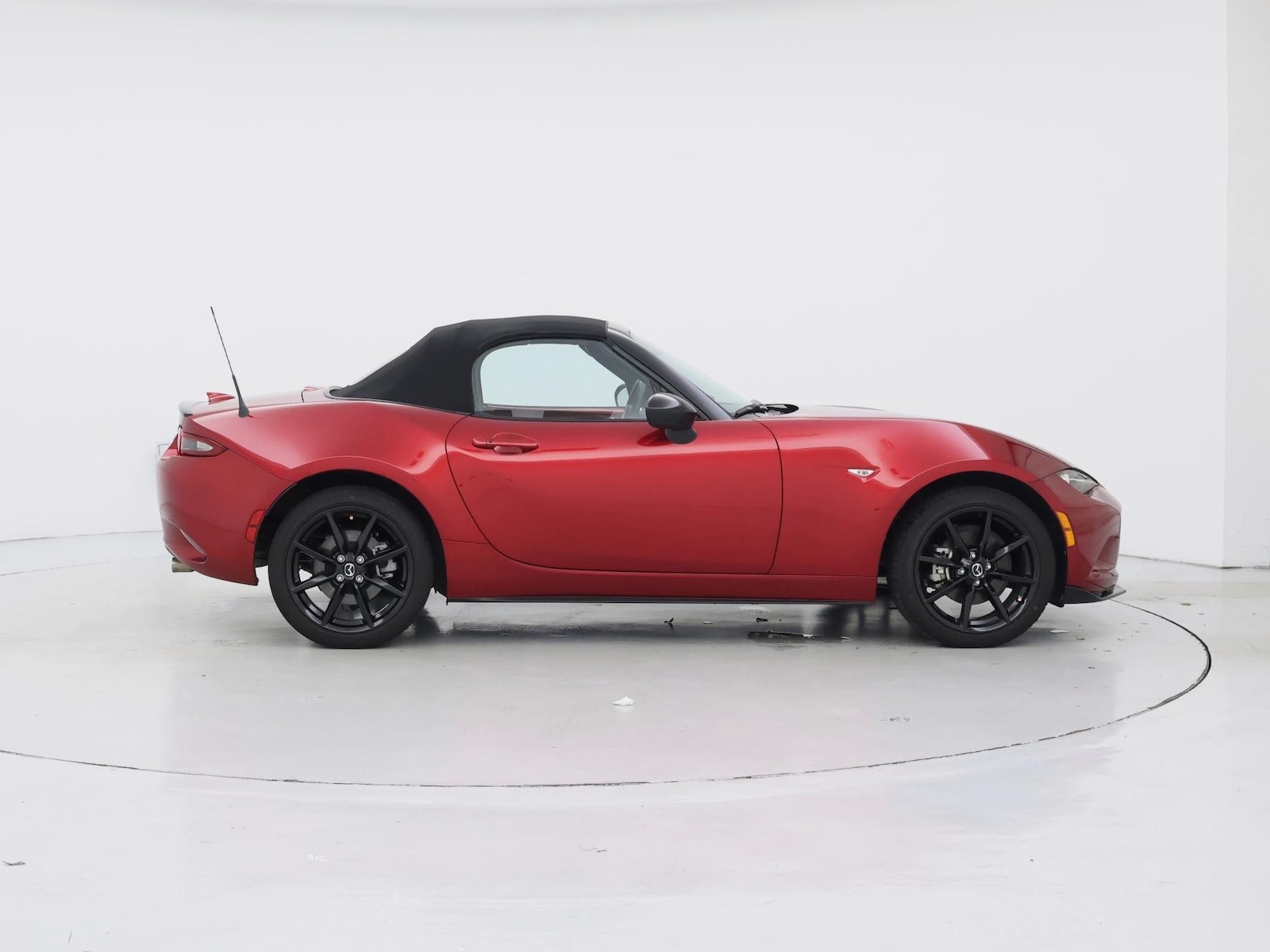 2021 Mazda MX-5 Miata Club - Photo 8