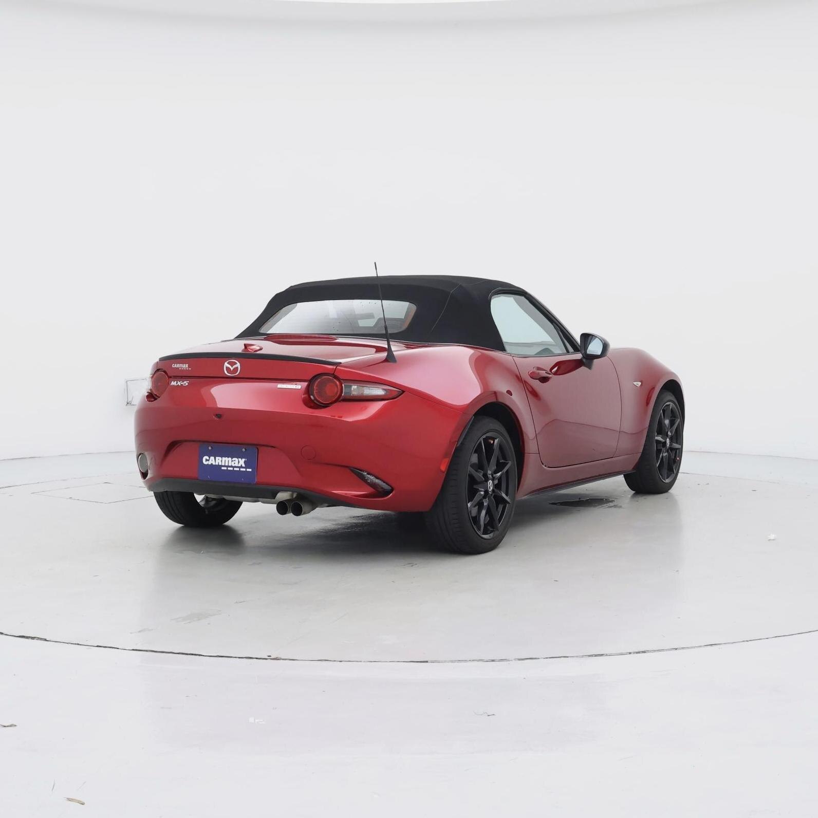 Thumbnail: 2021 Mazda MX-5 Miata - 8