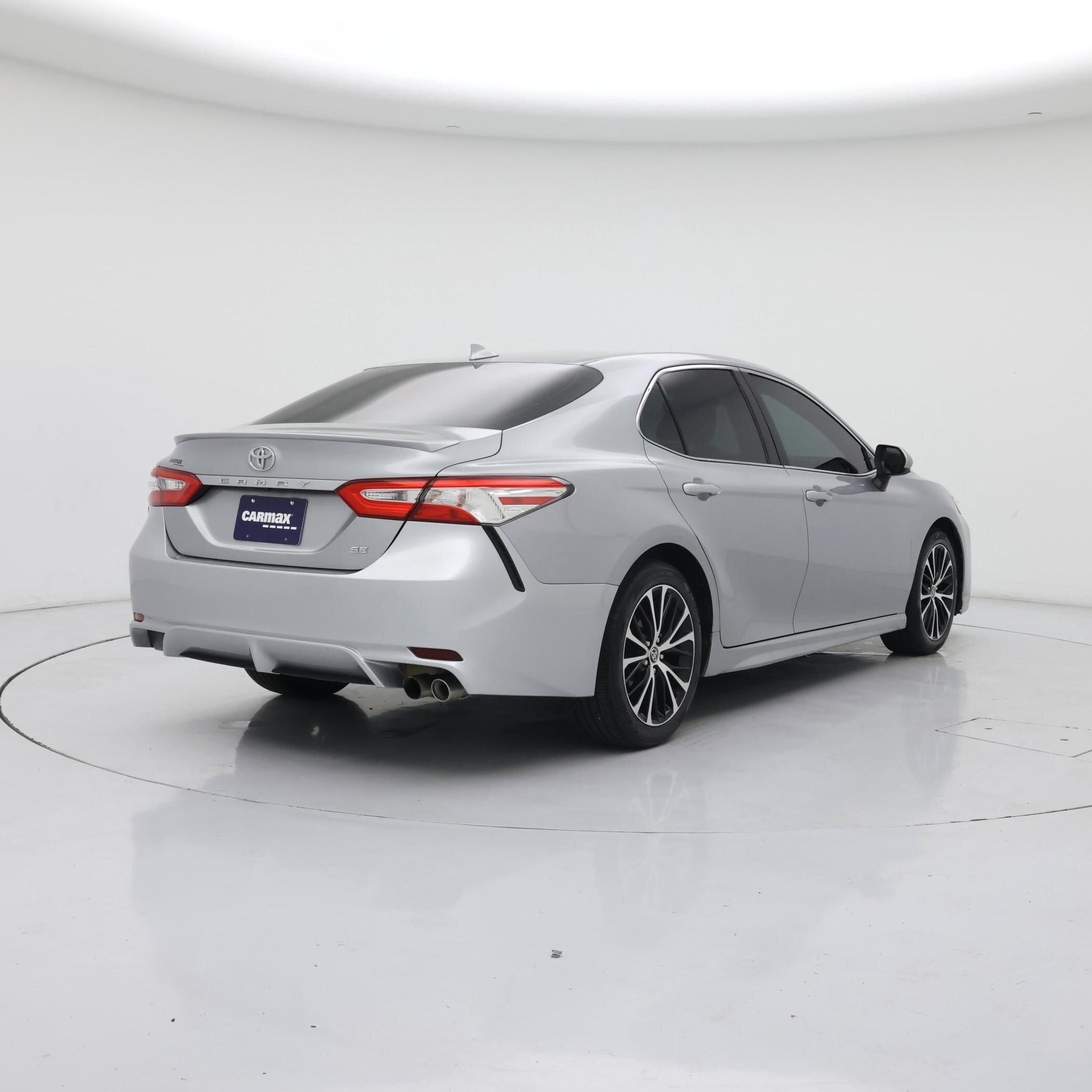 Thumbnail: 2020 Toyota Camry - 8