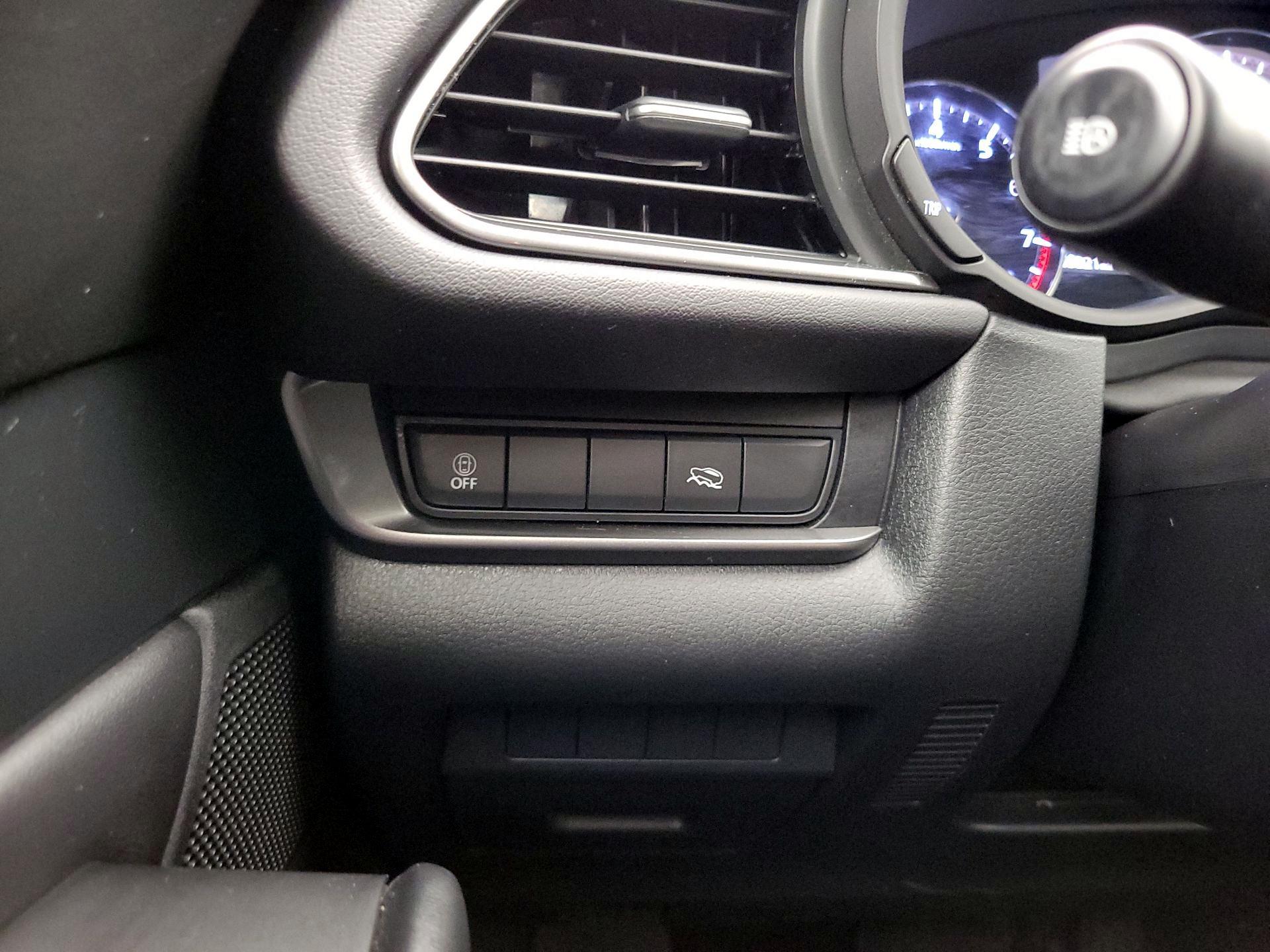 Thumbnail: 2023 Mazda CX-30 - 13