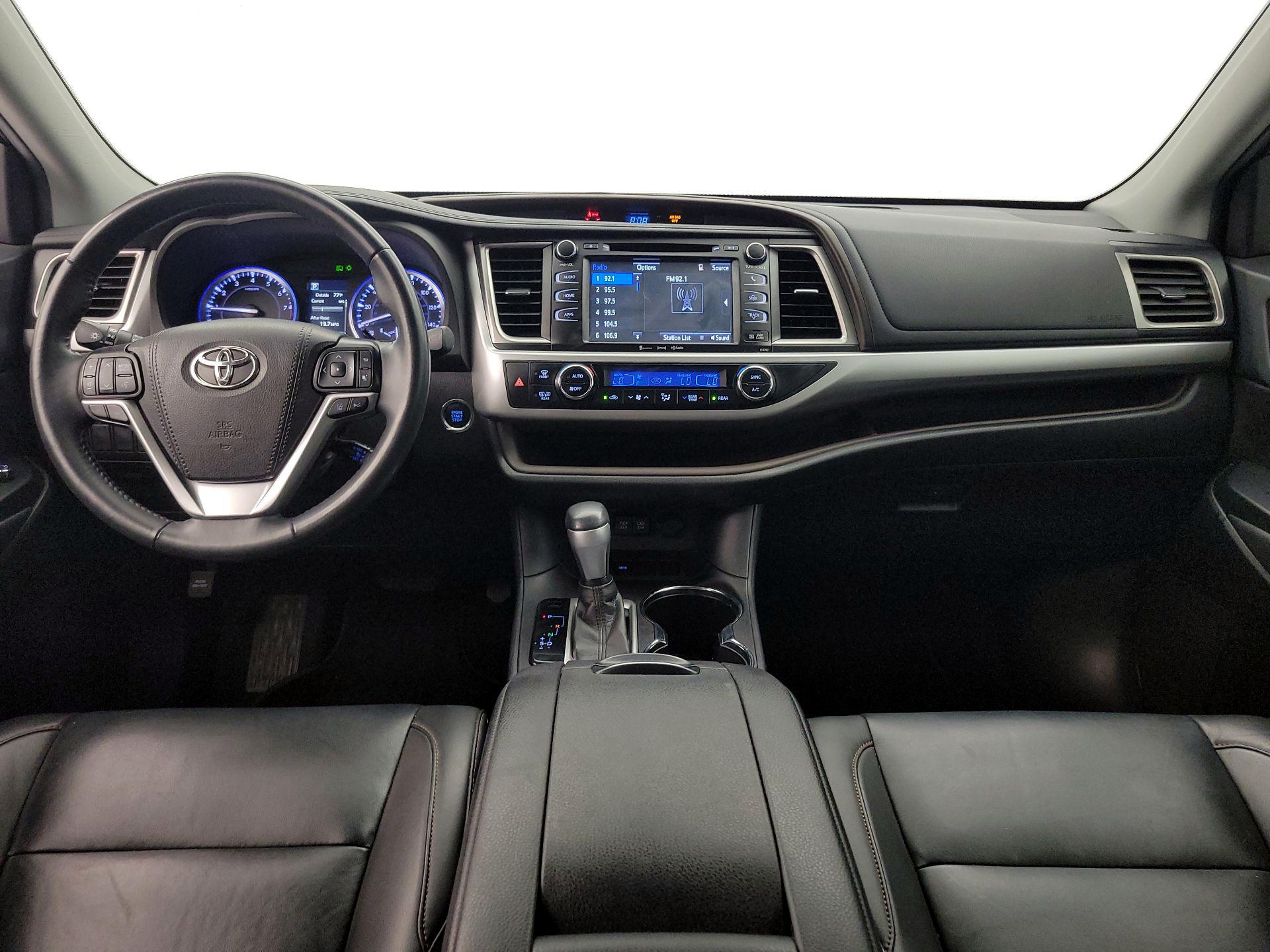 Thumbnail: 2019 Toyota Highlander - 9