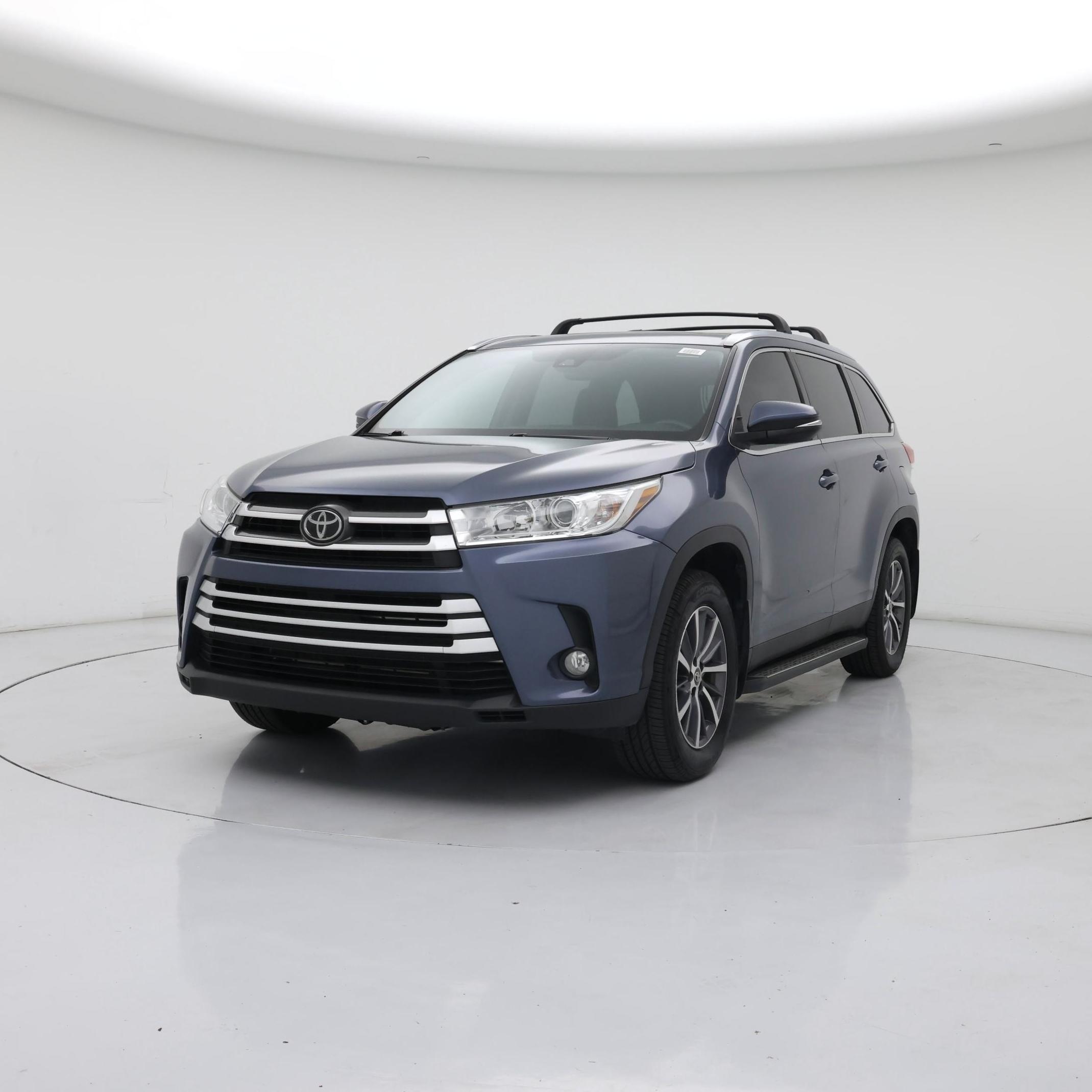 Thumbnail: 2019 Toyota Highlander - 4