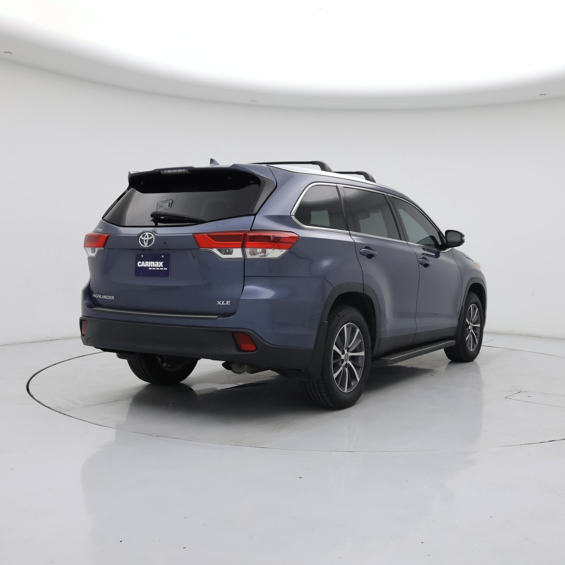 Thumbnail: 2019 Toyota Highlander - 8
