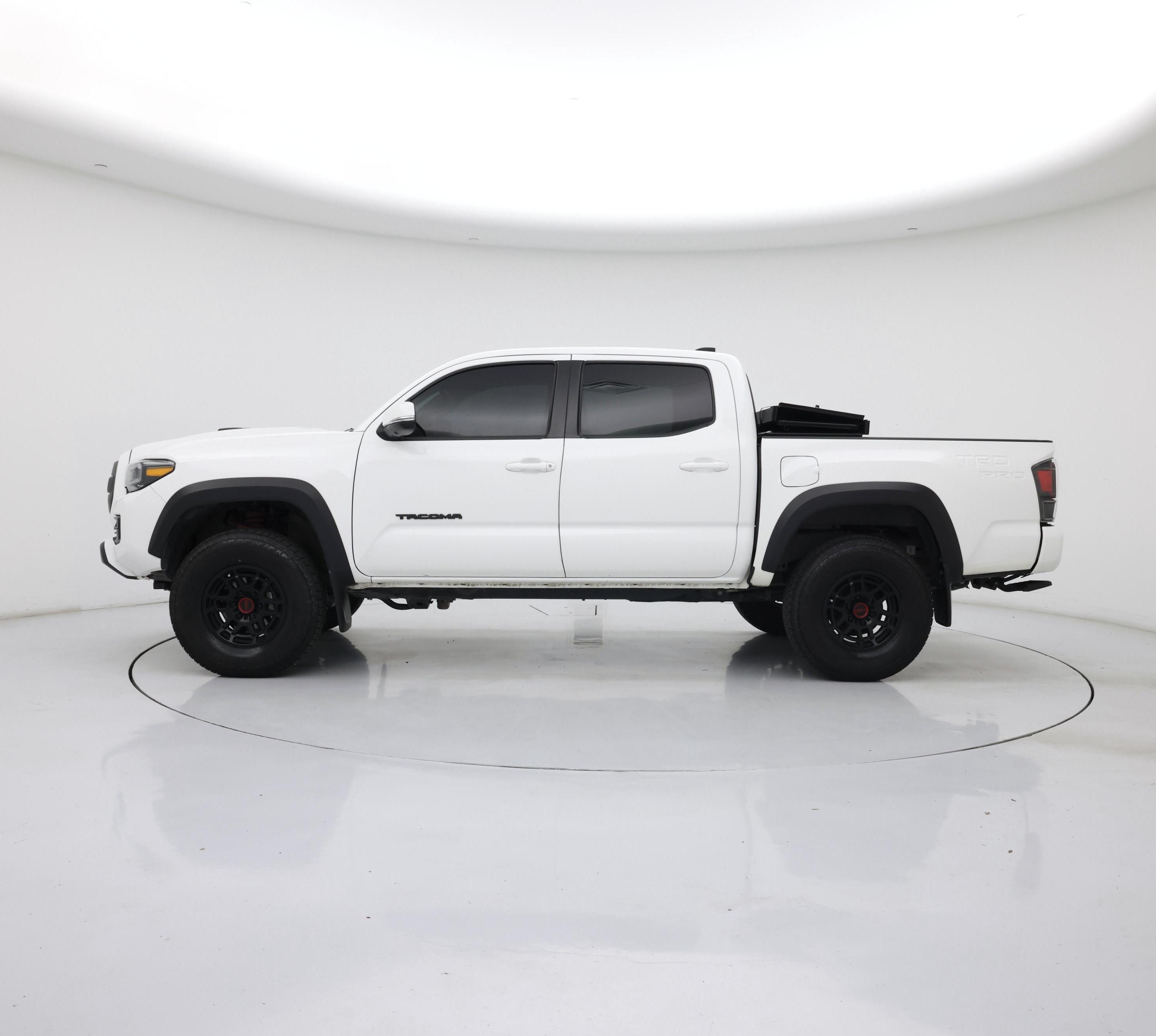 Thumbnail: 2023 Toyota Tacoma - 3