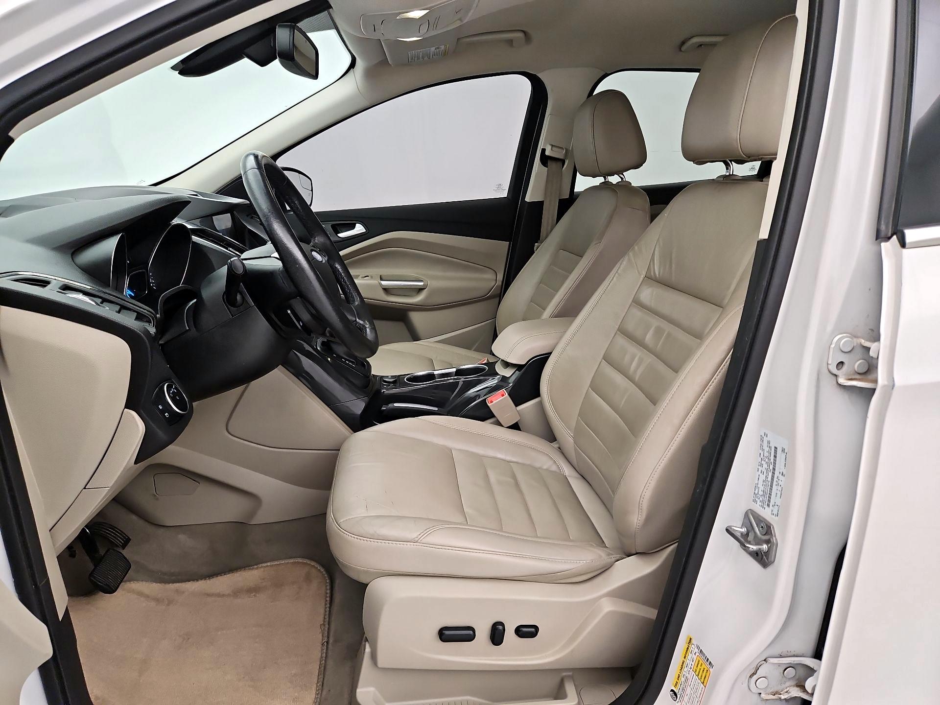 Thumbnail: 2016 Ford Escape - 11