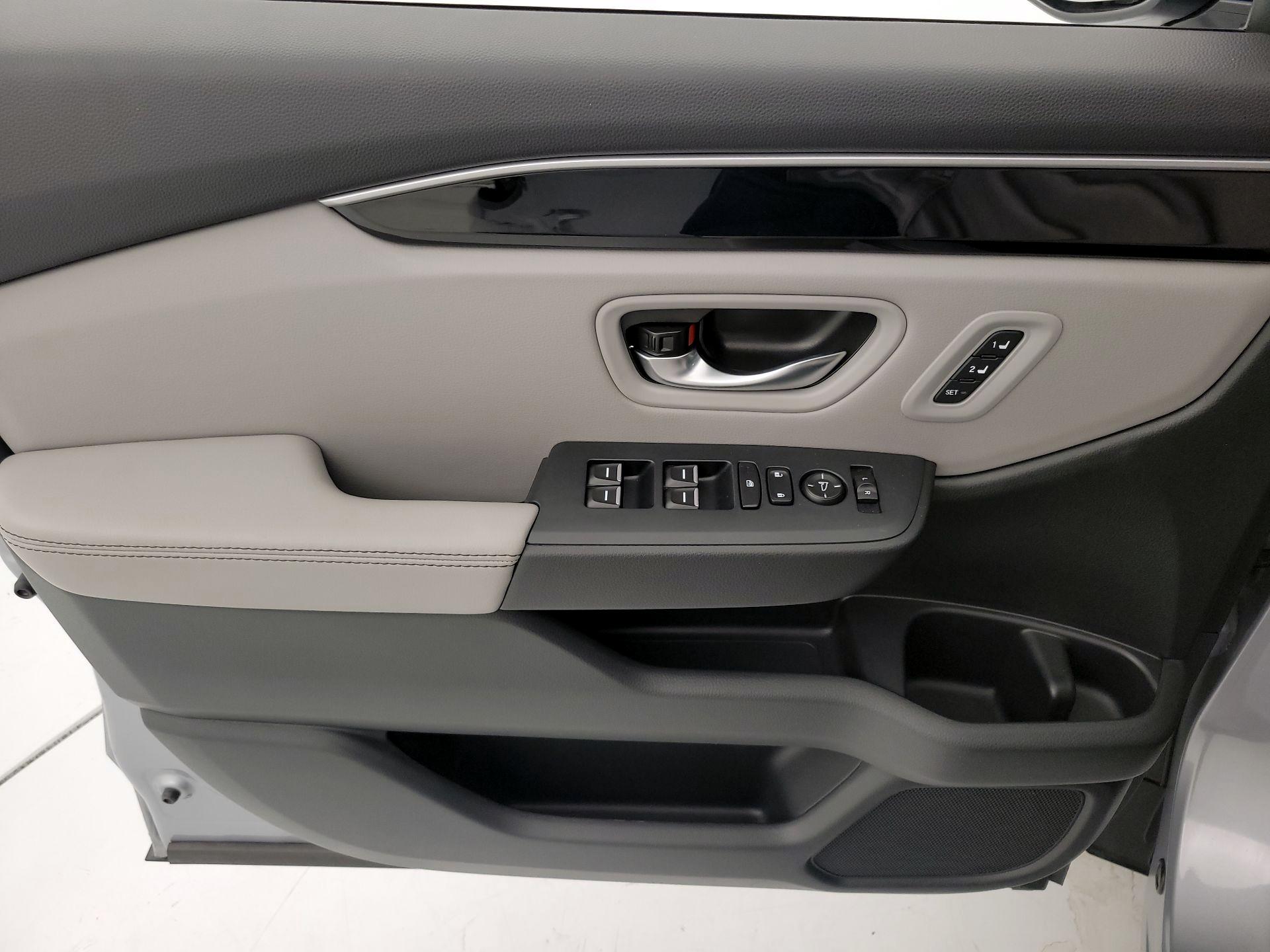 Thumbnail: 2025 Honda Pilot - 12