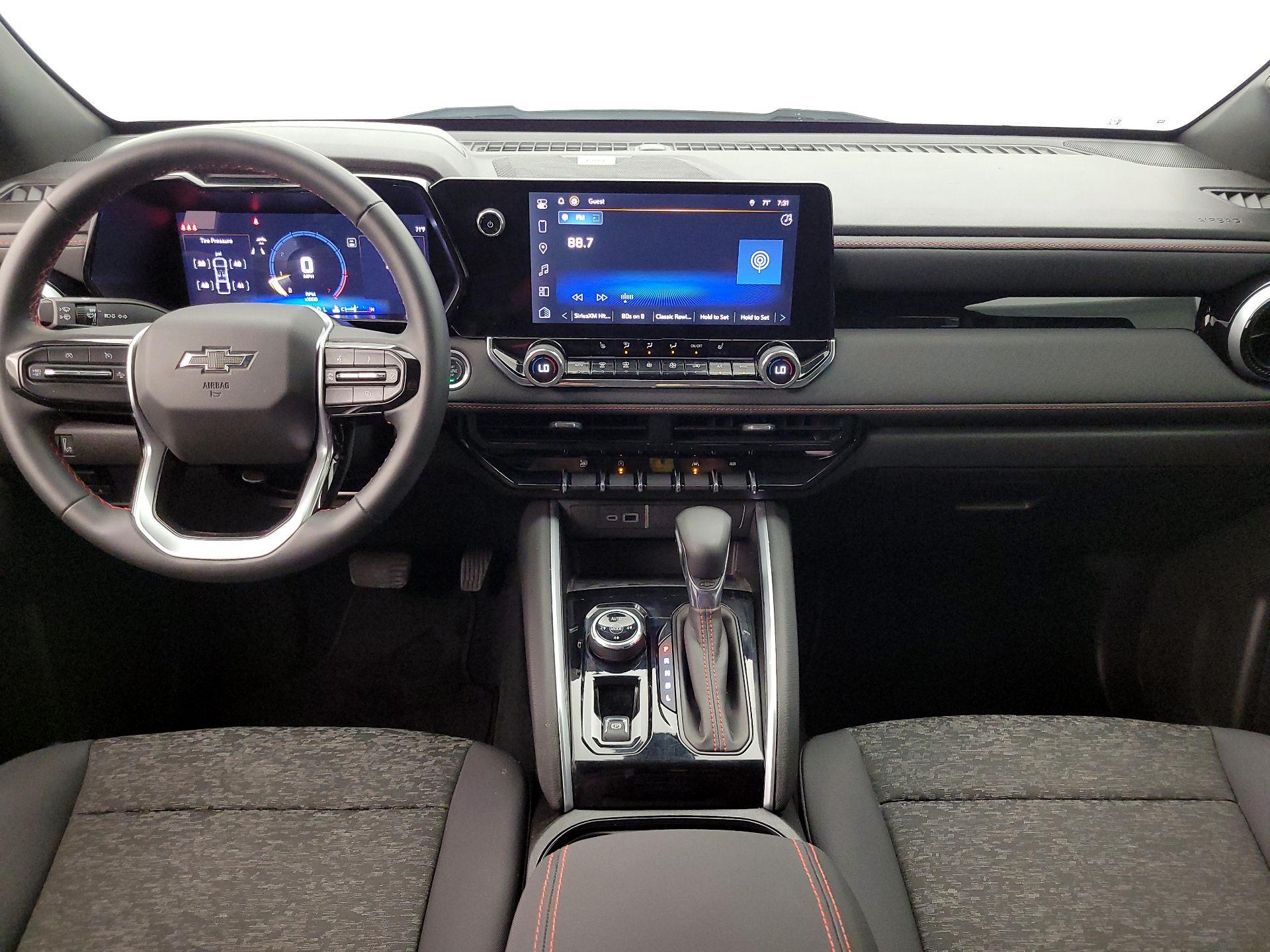 Thumbnail: 2024 Chevrolet Colorado - 9