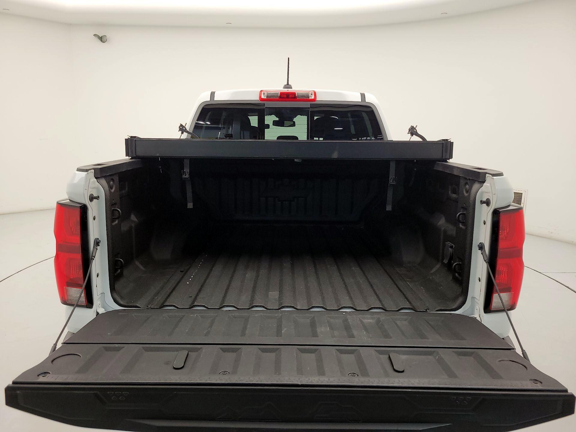 Thumbnail: 2024 Chevrolet Colorado - 20