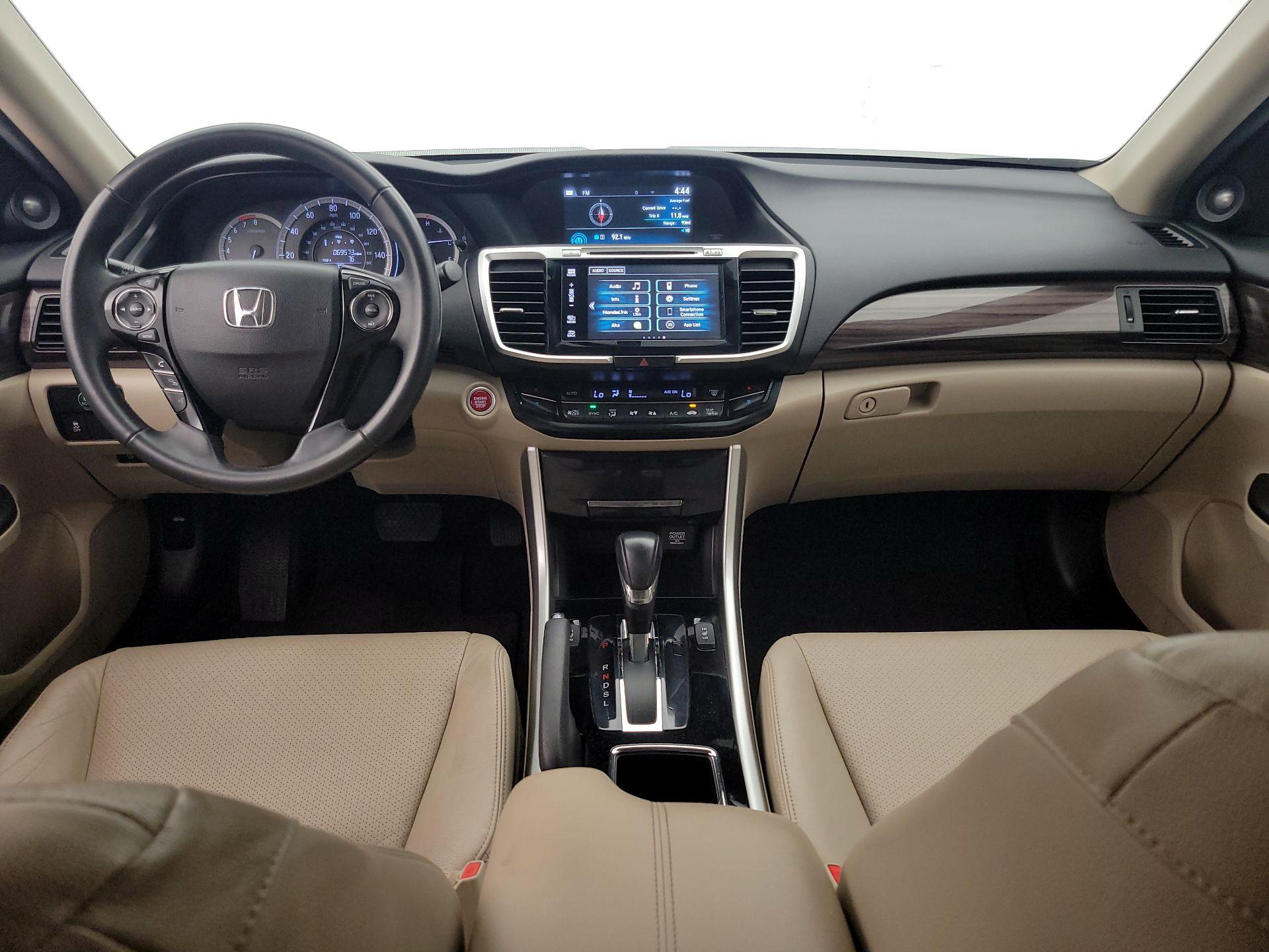 Thumbnail: 2016 Honda Accord - 9