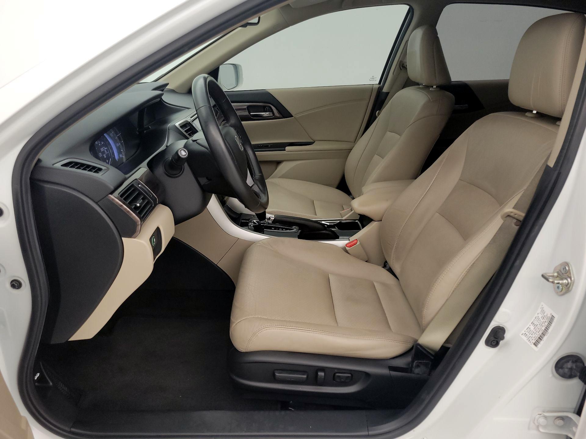 Thumbnail: 2016 Honda Accord - 11