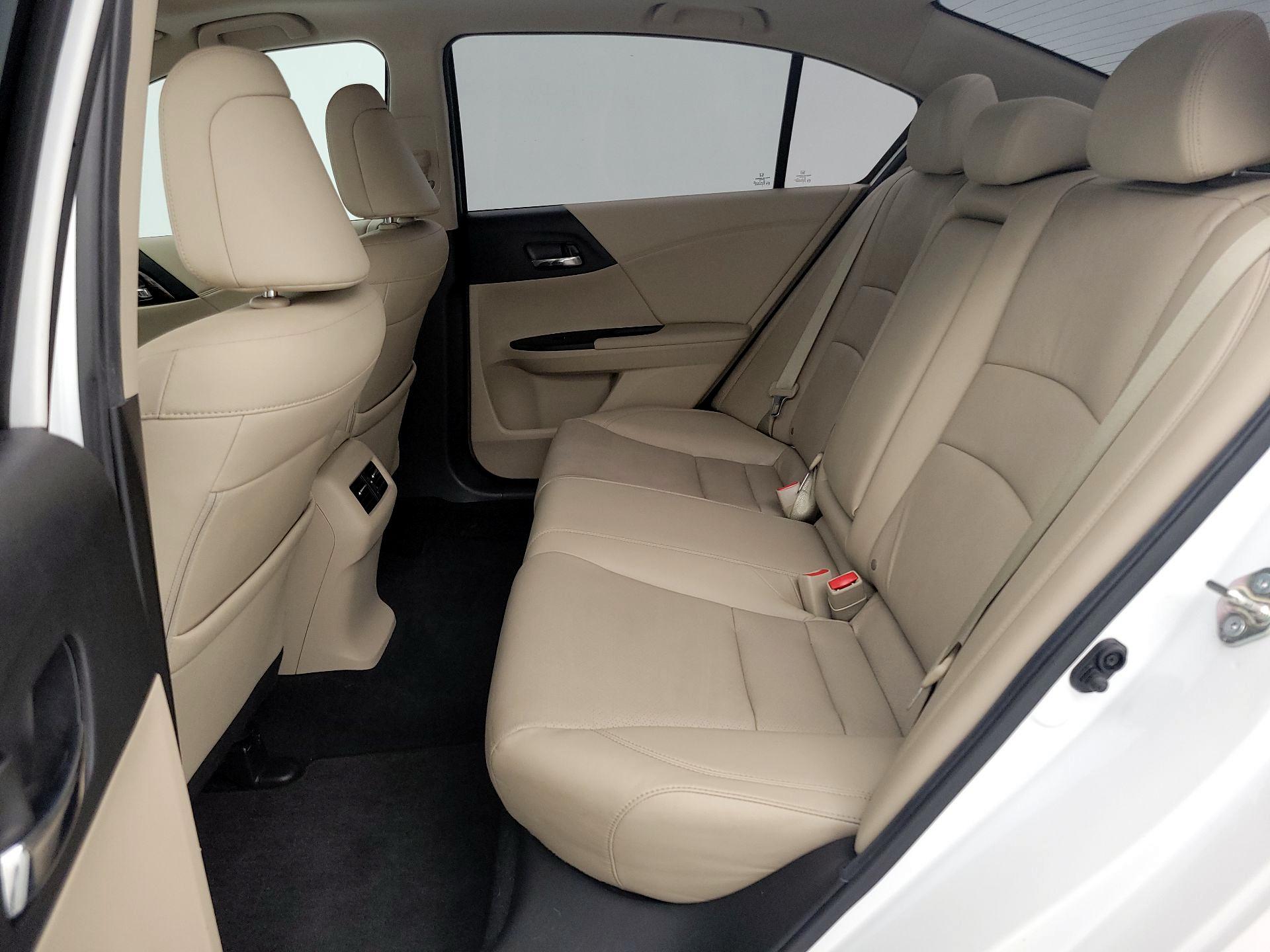 Thumbnail: 2016 Honda Accord - 20