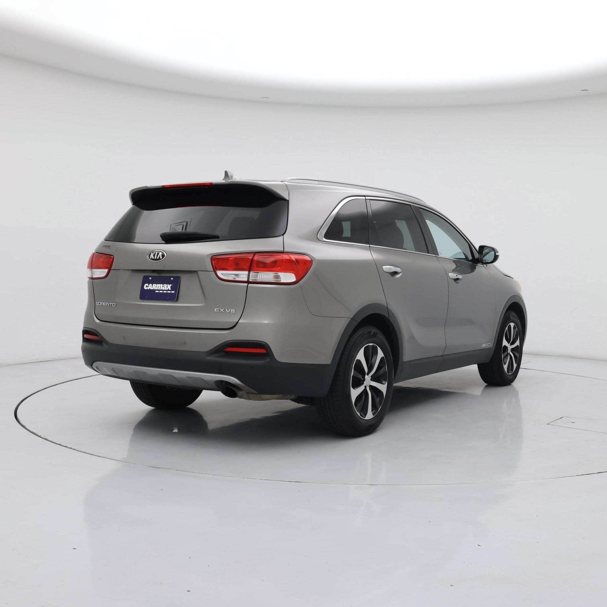 Thumbnail: 2018 Kia Sorento - 8