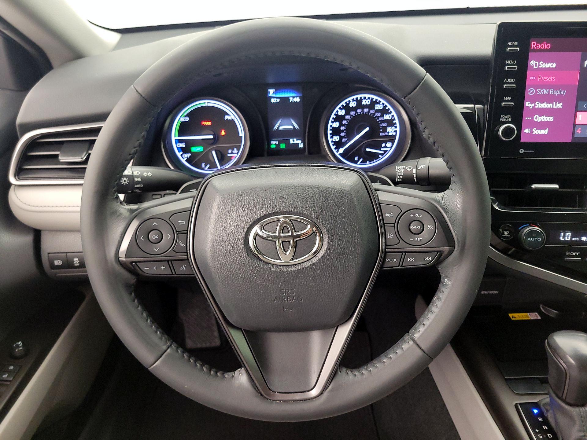 Thumbnail: 2022 Toyota Camry - 10