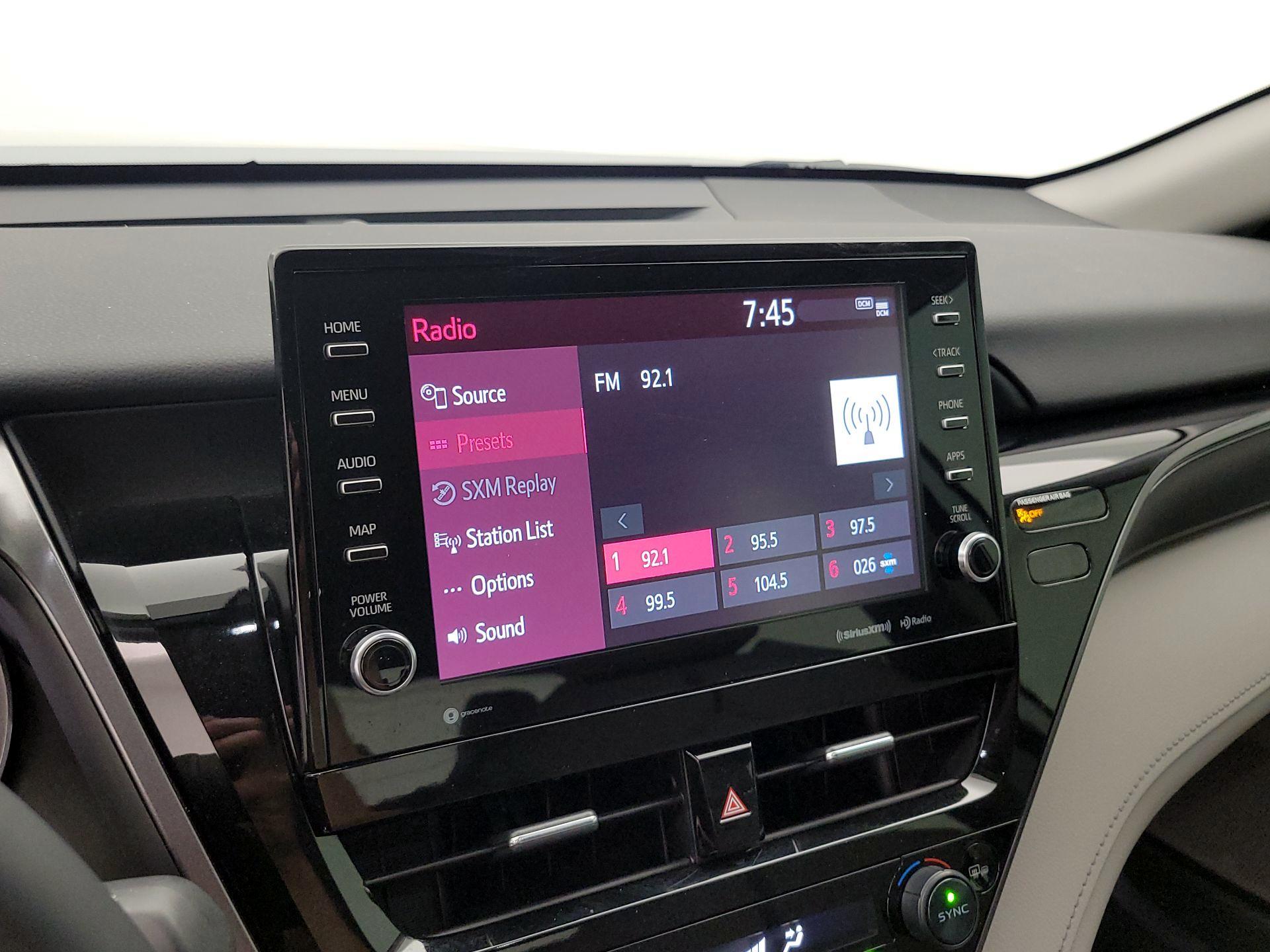 Thumbnail: 2022 Toyota Camry - 15