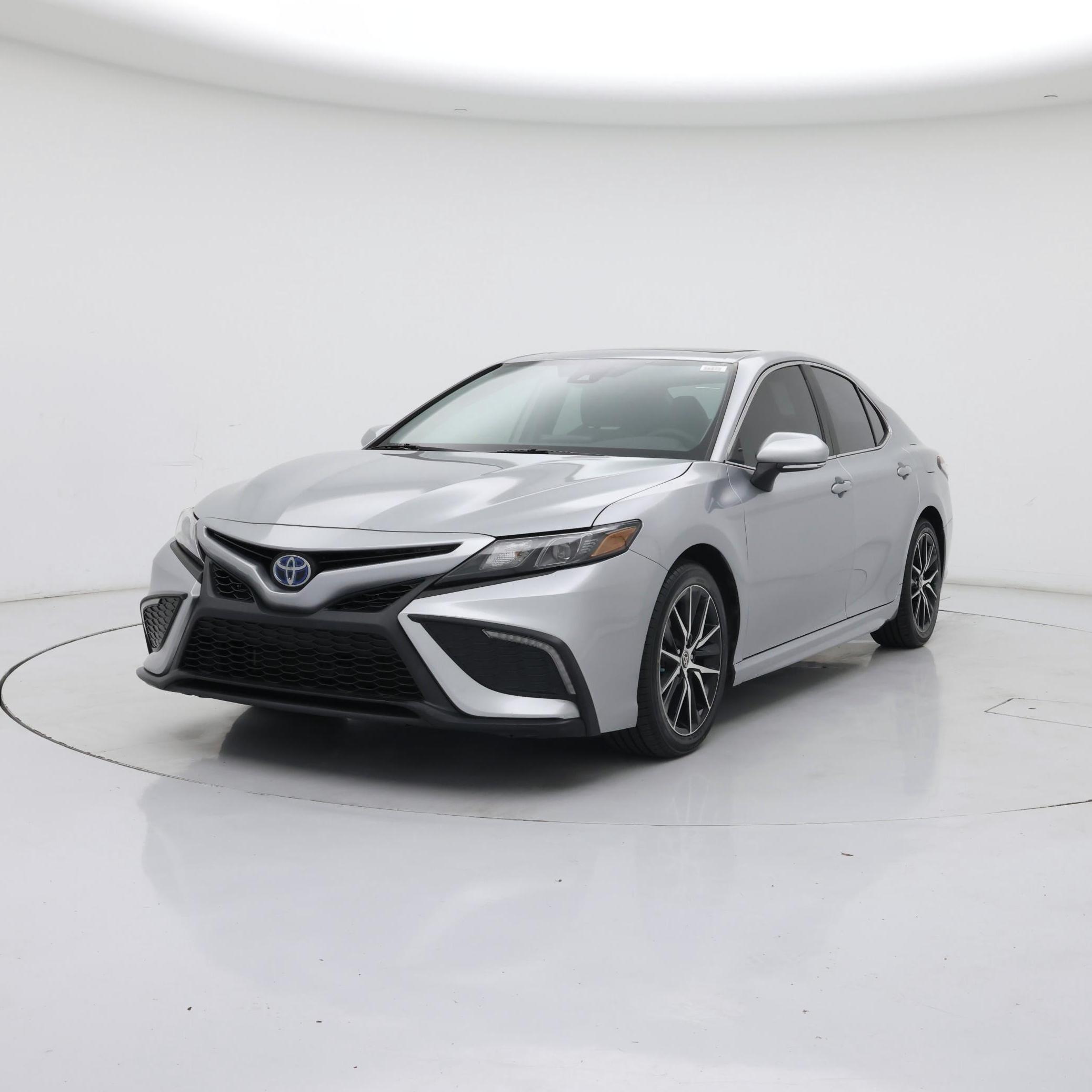 Thumbnail: 2022 Toyota Camry - 4