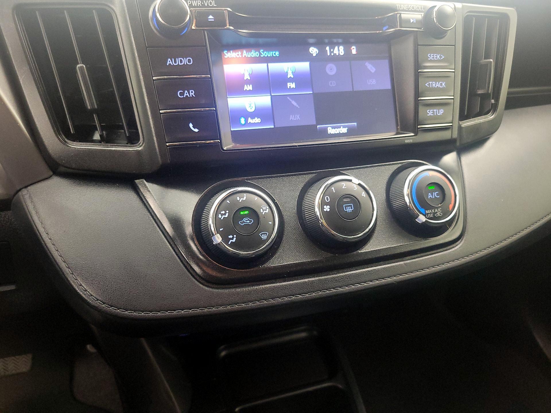 Thumbnail: 2017 Toyota RAV4 - 16