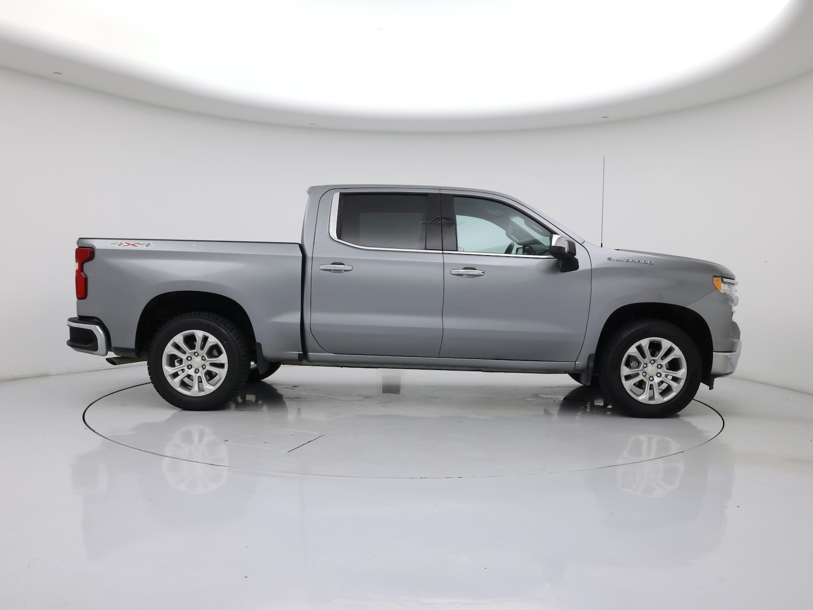 2023 Chevrolet Silverado 1500 LTZ - Photo 8
